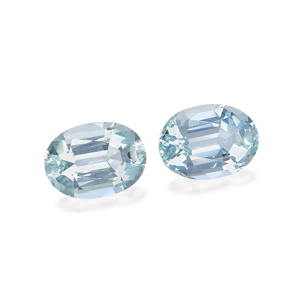 baby blue aquamarine, 8.47ct oval cut — view 3