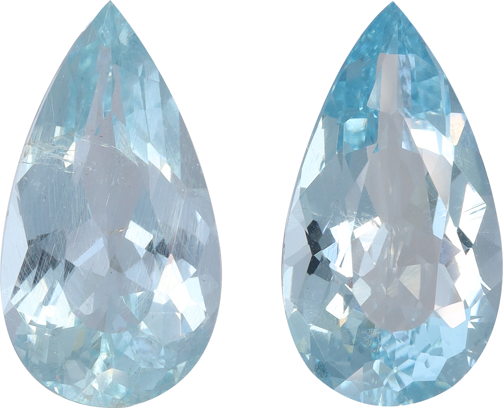 Pear cut aquamarine, 16.22 by 8.87 mm, shown at actual size