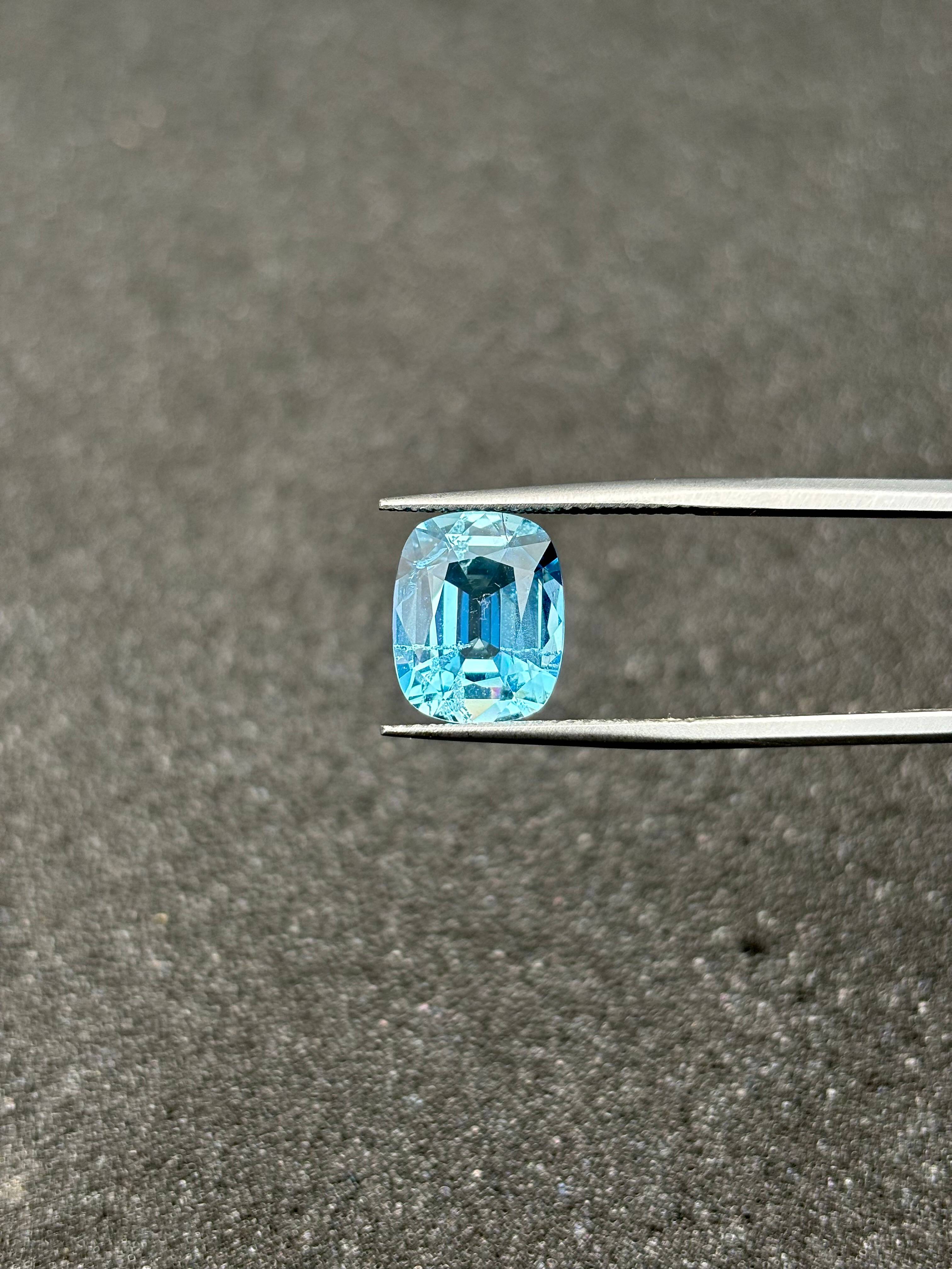 Santa Maria blue aquamarine, 4.19ct cushion cut — view 5