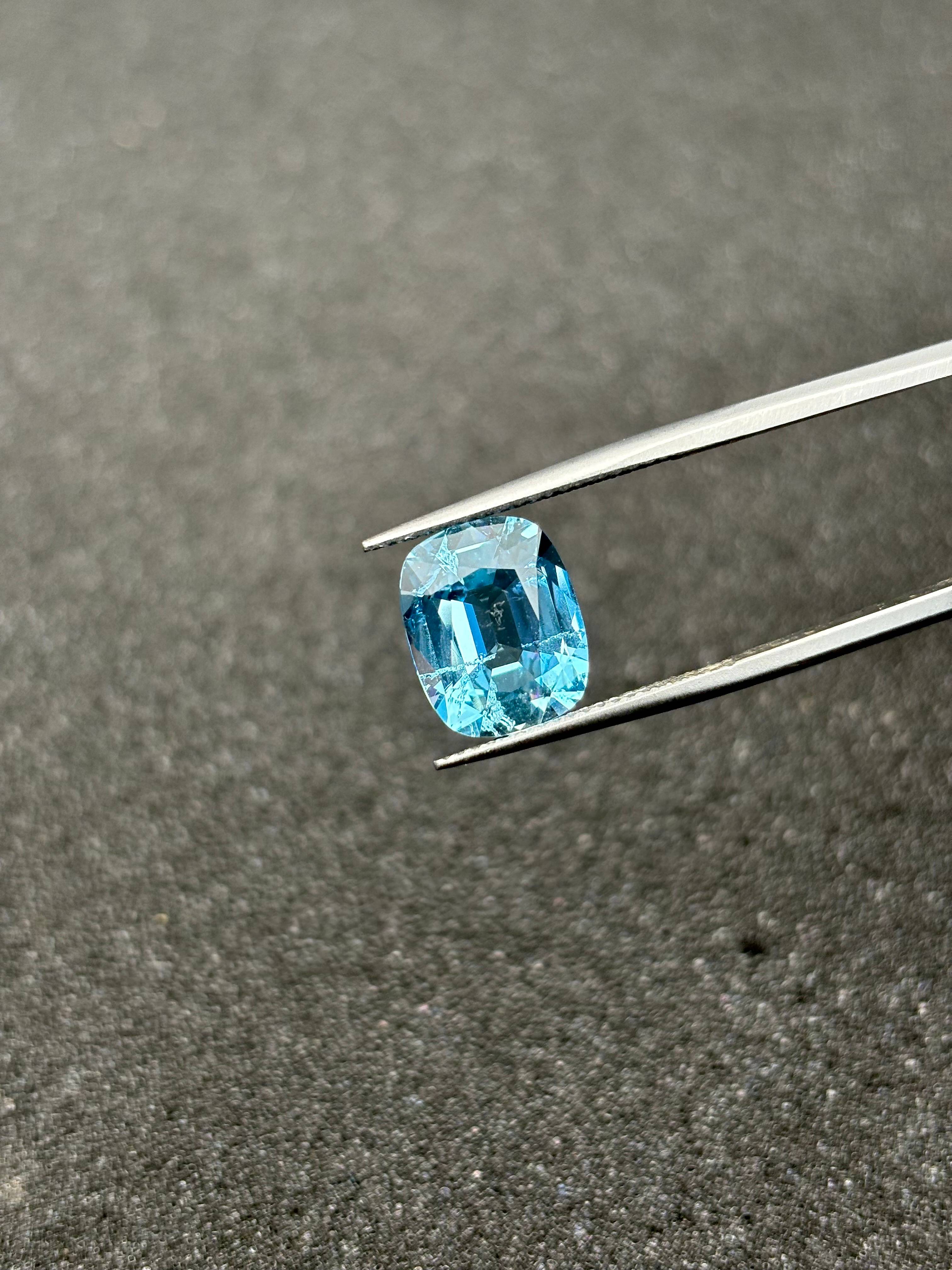 Santa Maria blue aquamarine, 4.19ct cushion cut — view 6