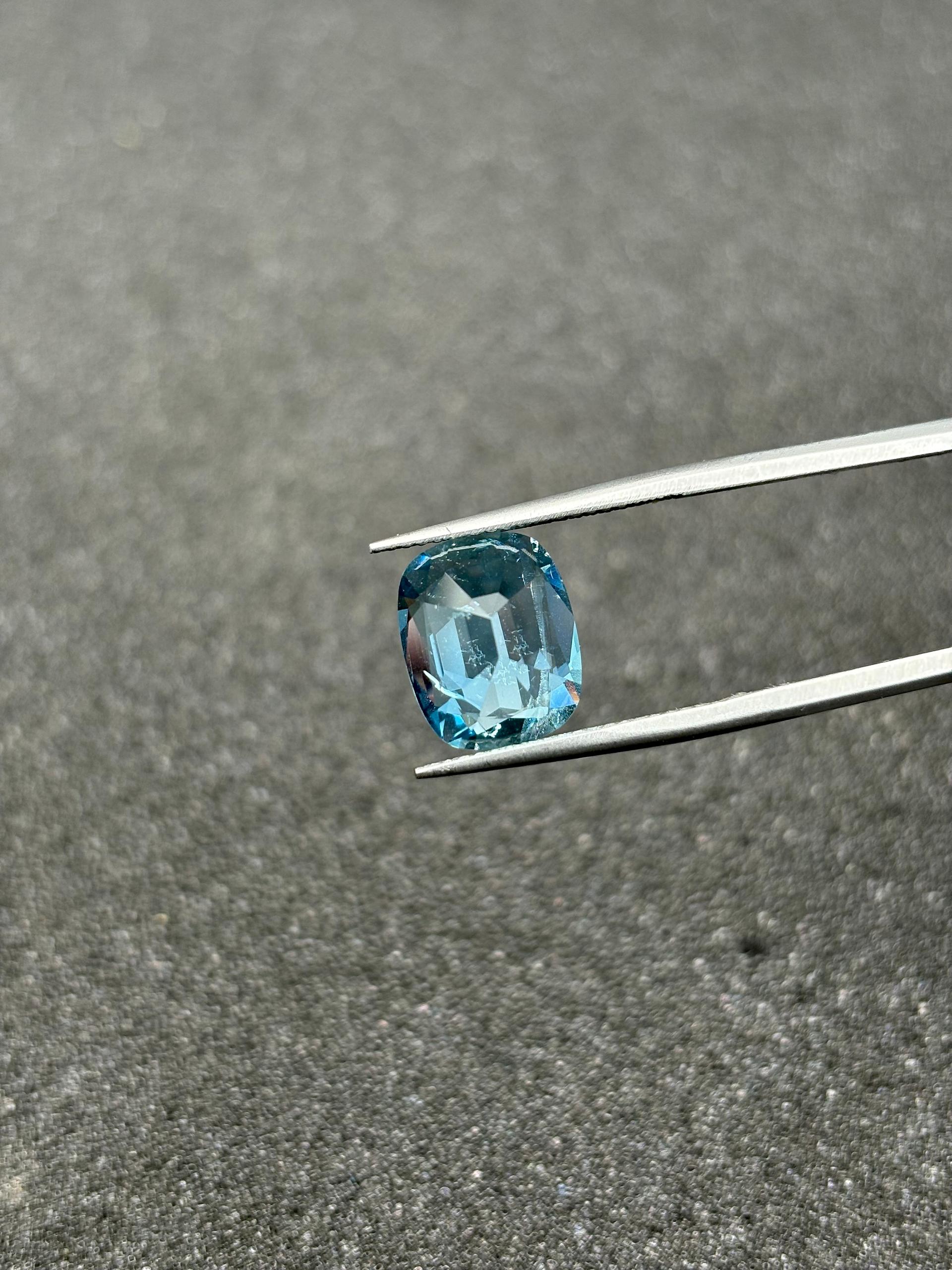 Santa Maria blue aquamarine, 4.19ct cushion cut — view 7