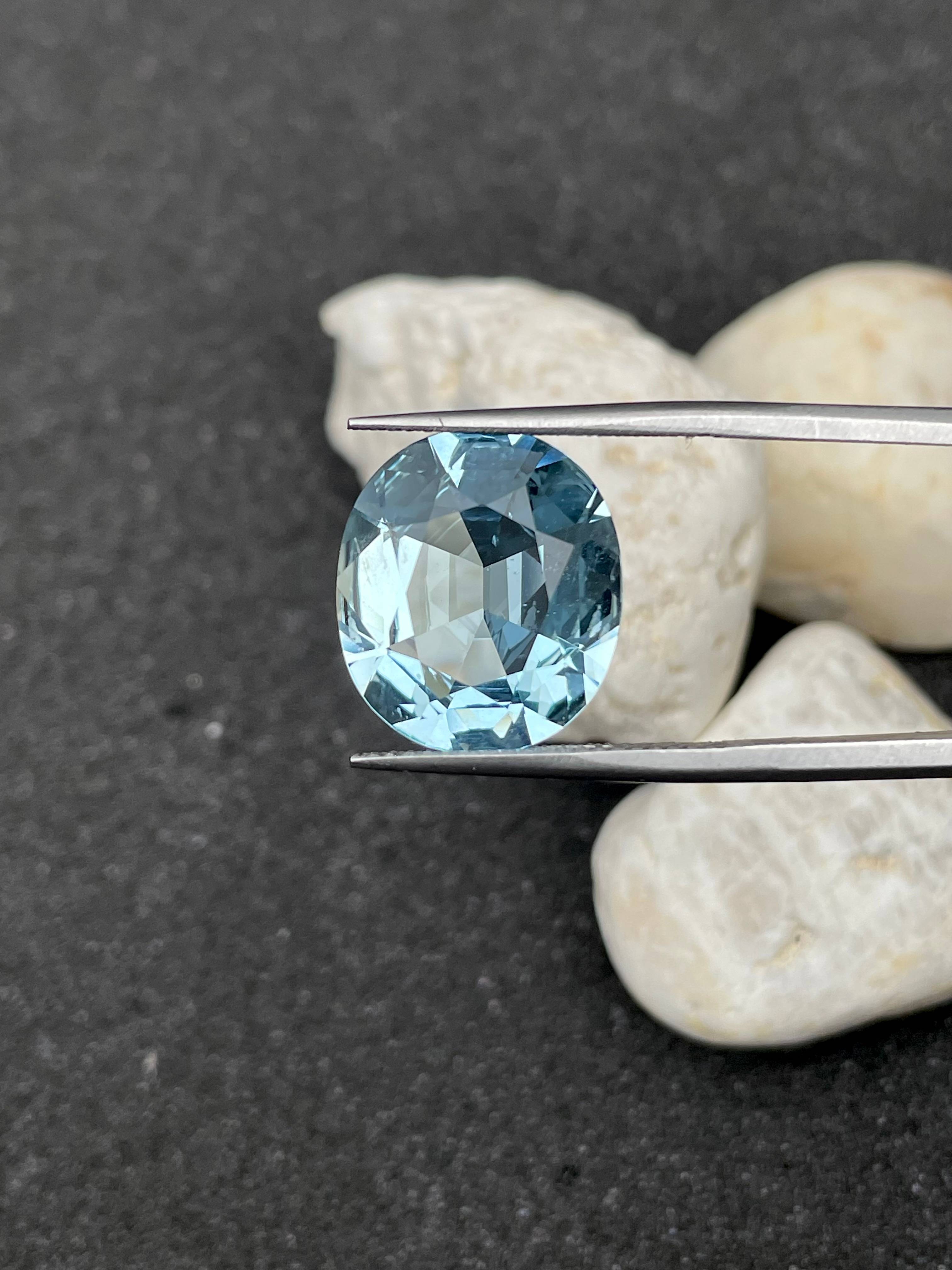 baby blue aquamarine, 7.82ct oval cut — view 5