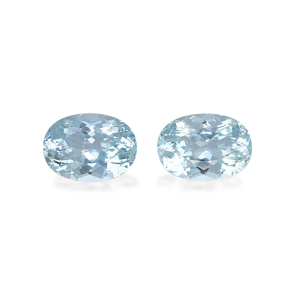 sky blue aquamarine, 14.59ct oval cut — main view