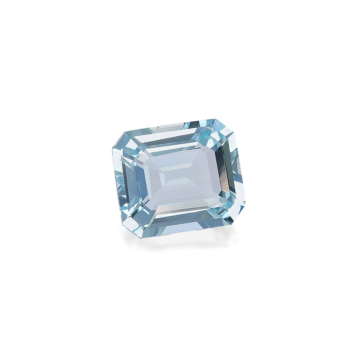 sky blue aquamarine, 3.25ct rectangular cut — view 3