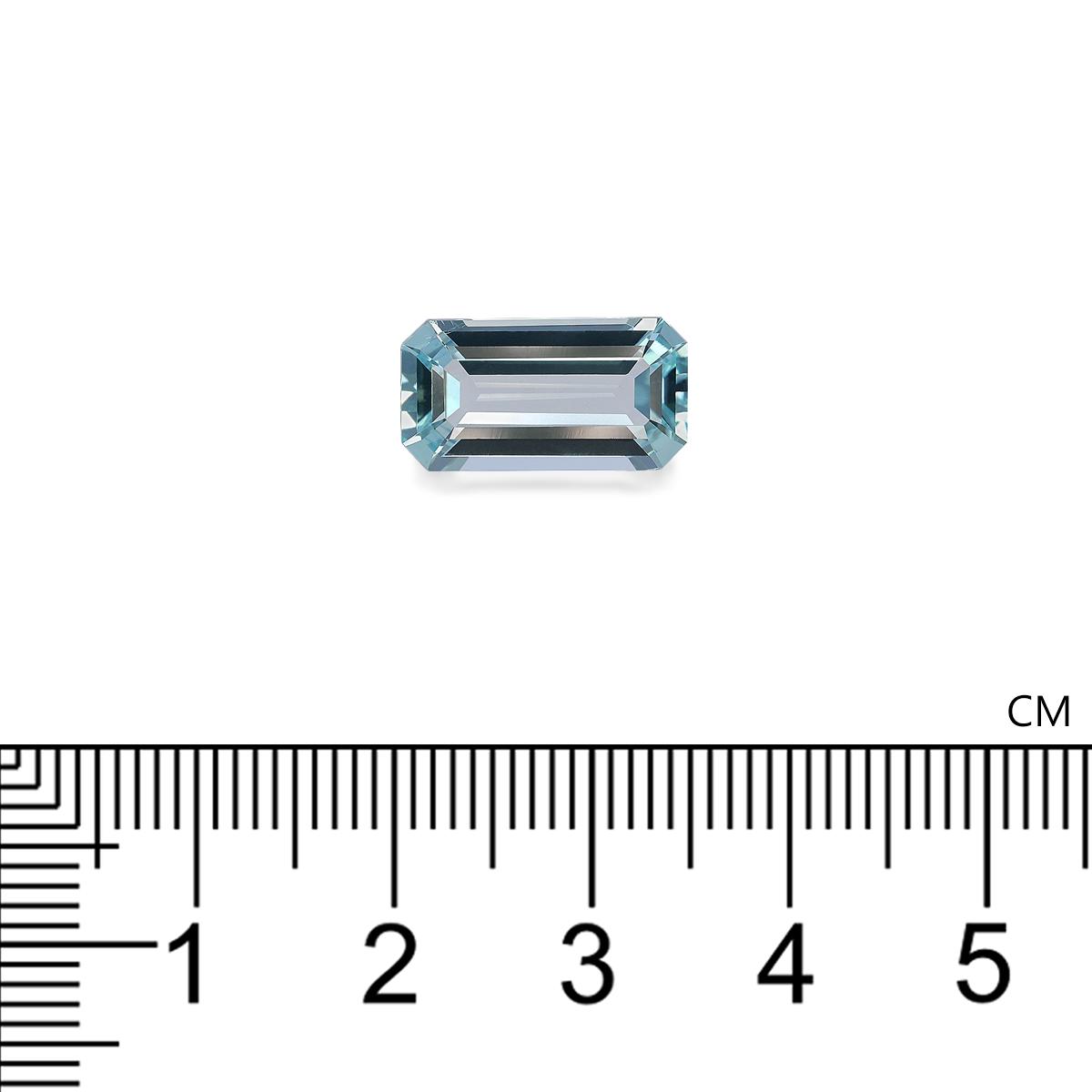sky blue aquamarine, 4.21ct rectangular cut — view 4