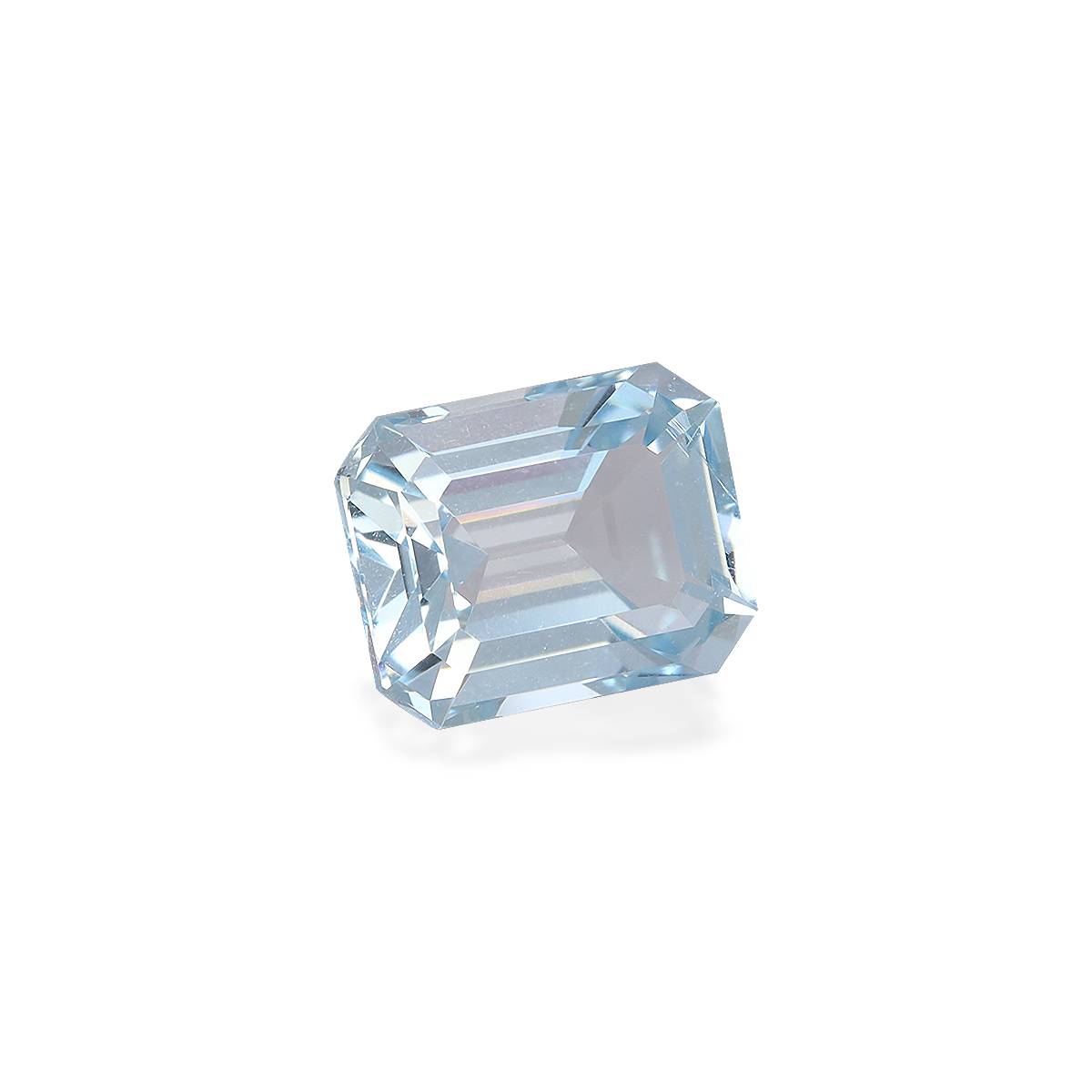 sky blue aquamarine, 3.55ct rectangular cut — view 3