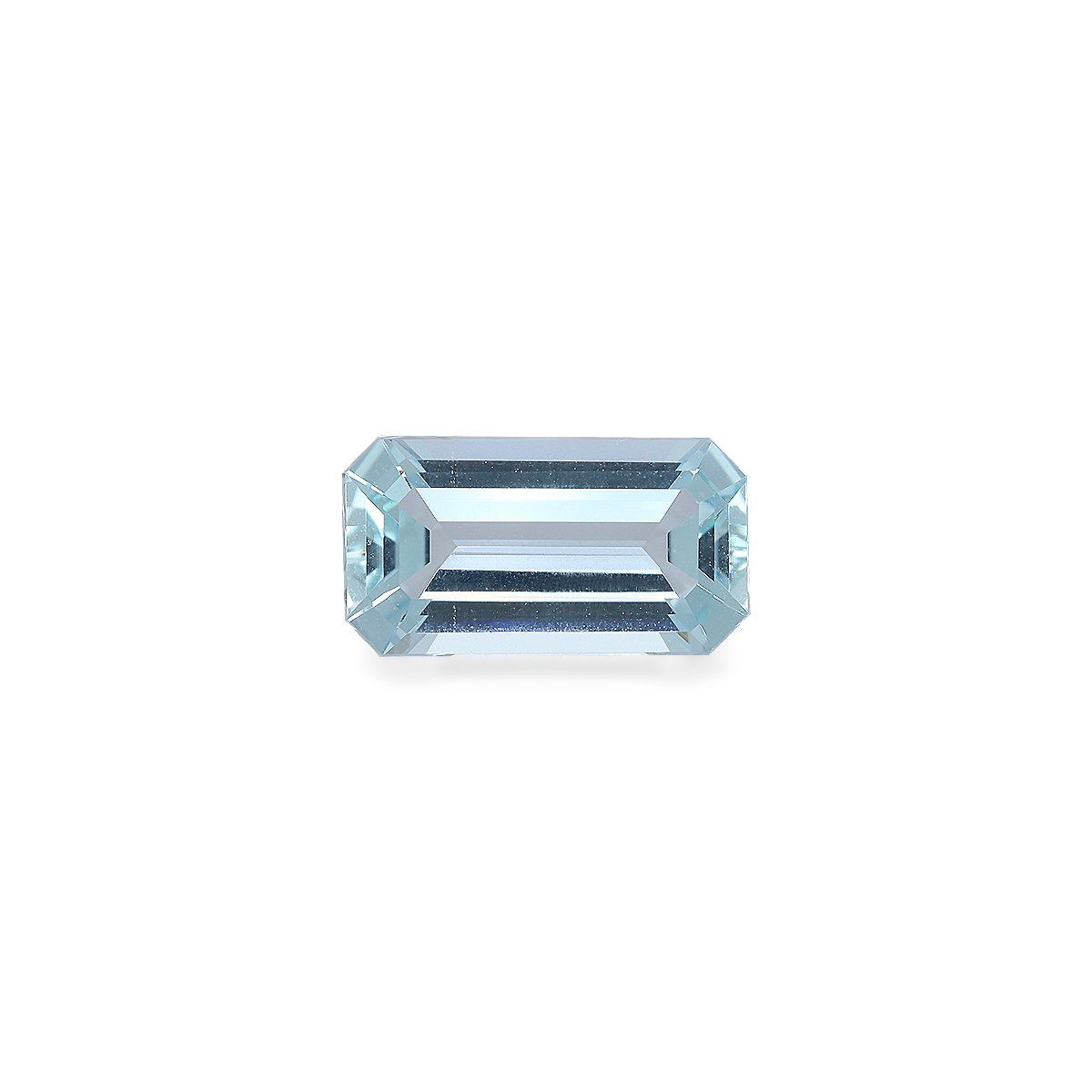 sky blue aquamarine, 4.19ct rectangular cut — main view
