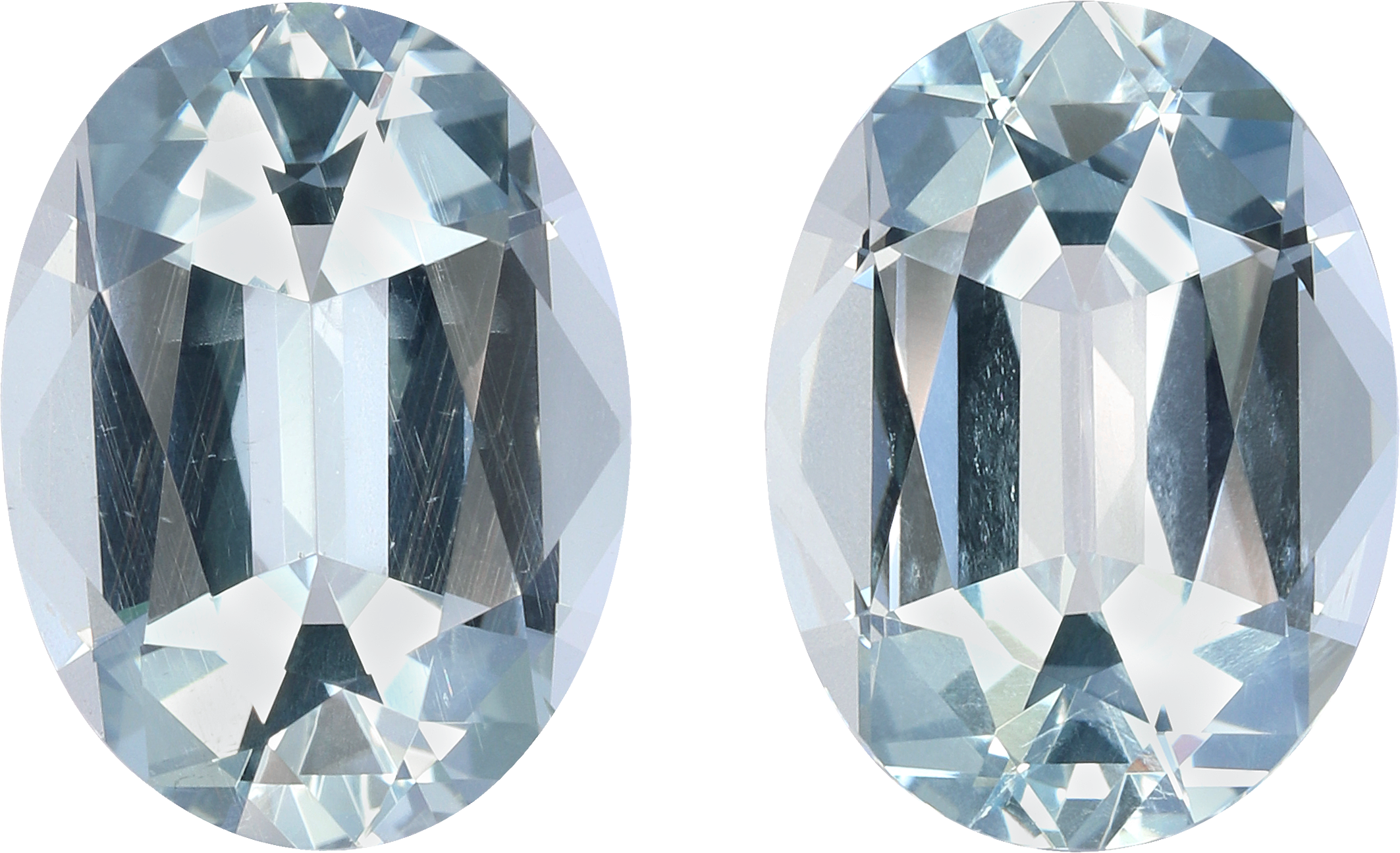 Oval cut aquamarine, 12.24 by 9.08 mm, shown at actual size