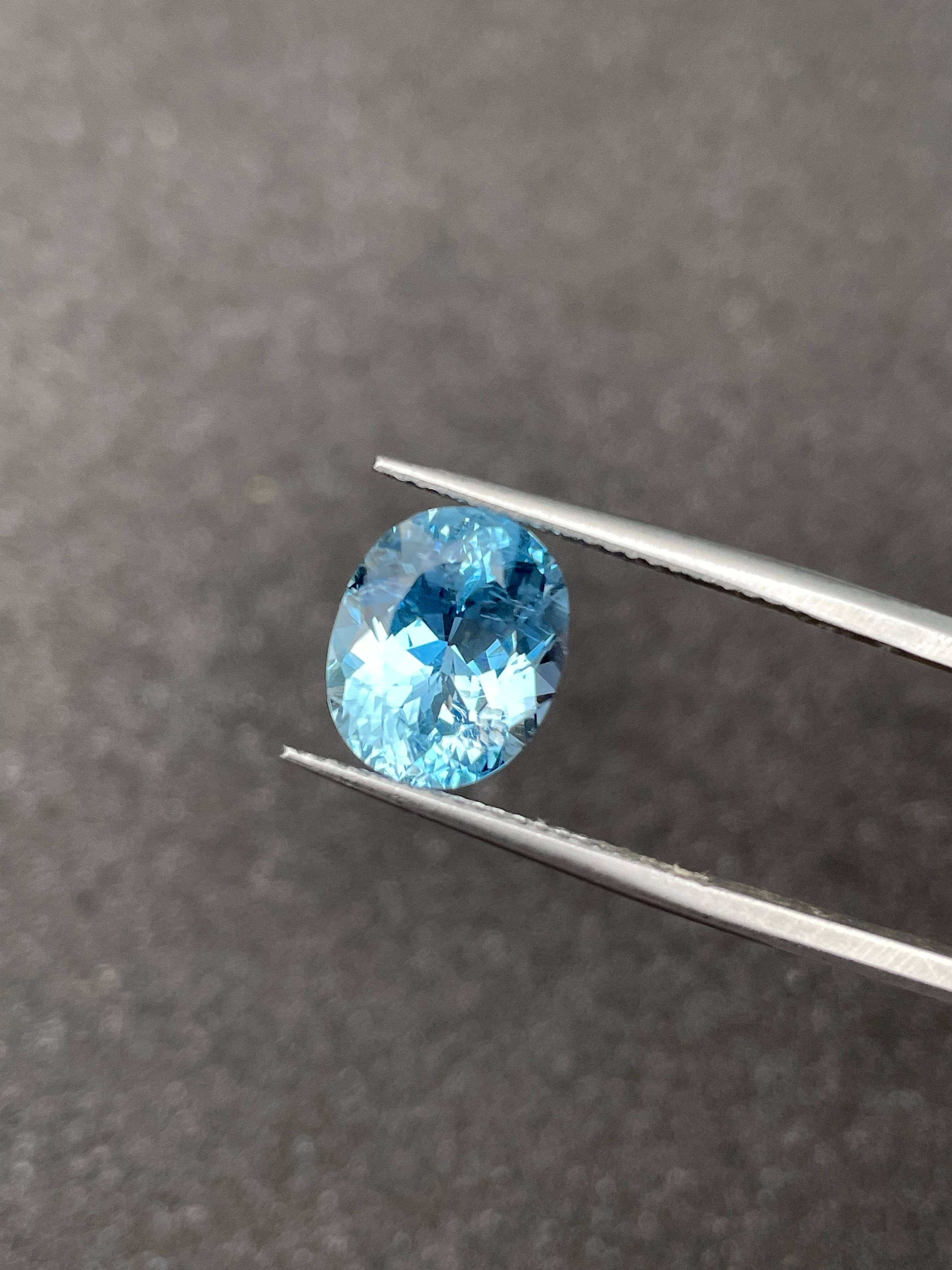 Santa Maria blue aquamarine, 3.98ct oval cut — view 6