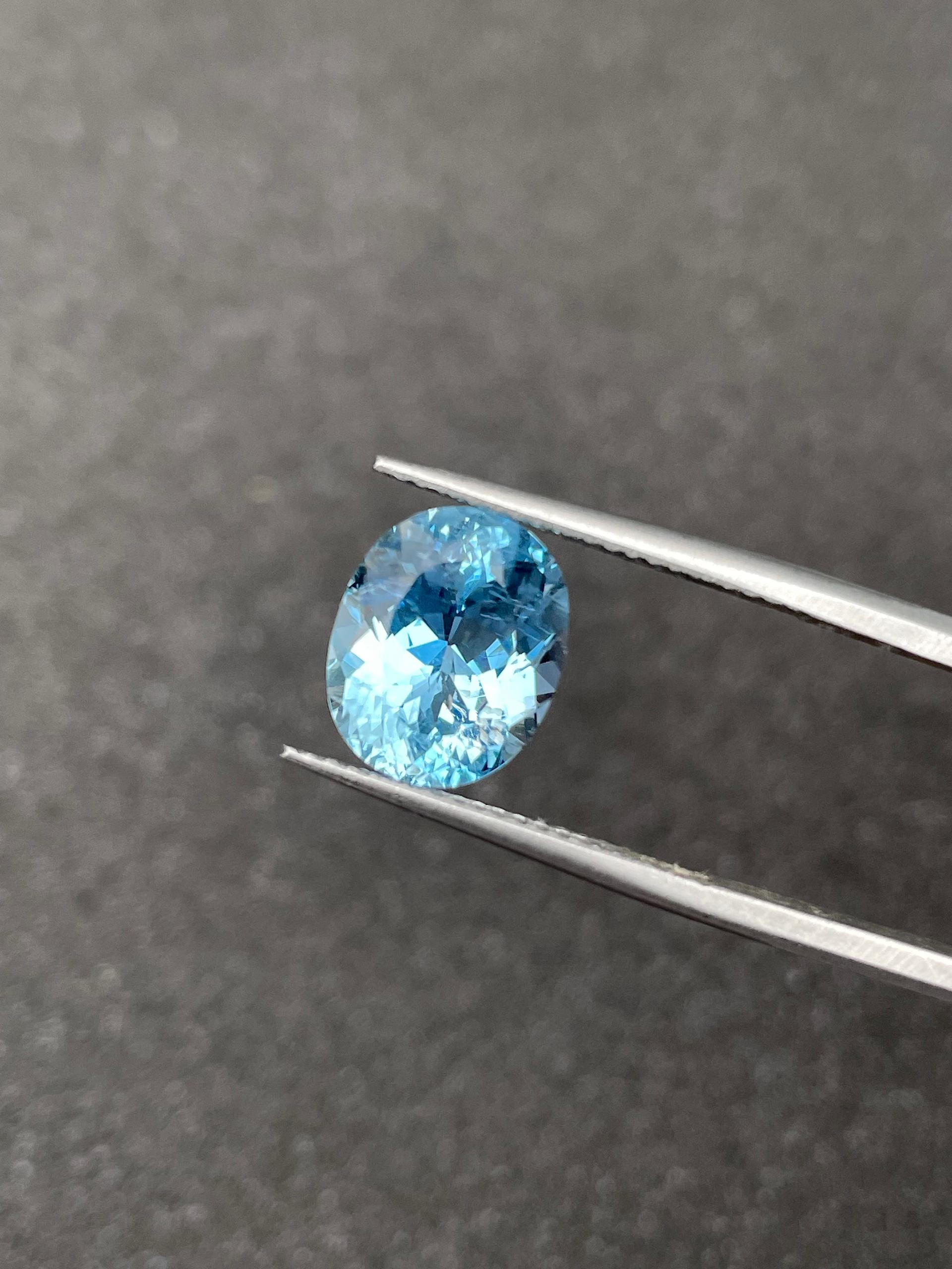 Santa Maria blue aquamarine, 3.98ct oval cut — view 6