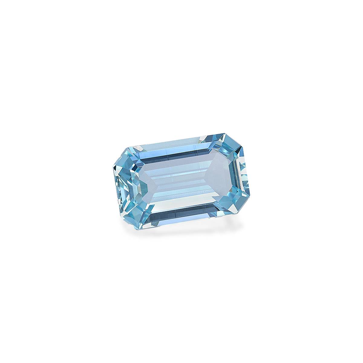 baby blue aquamarine, 3.08ct rectangular cut — view 3