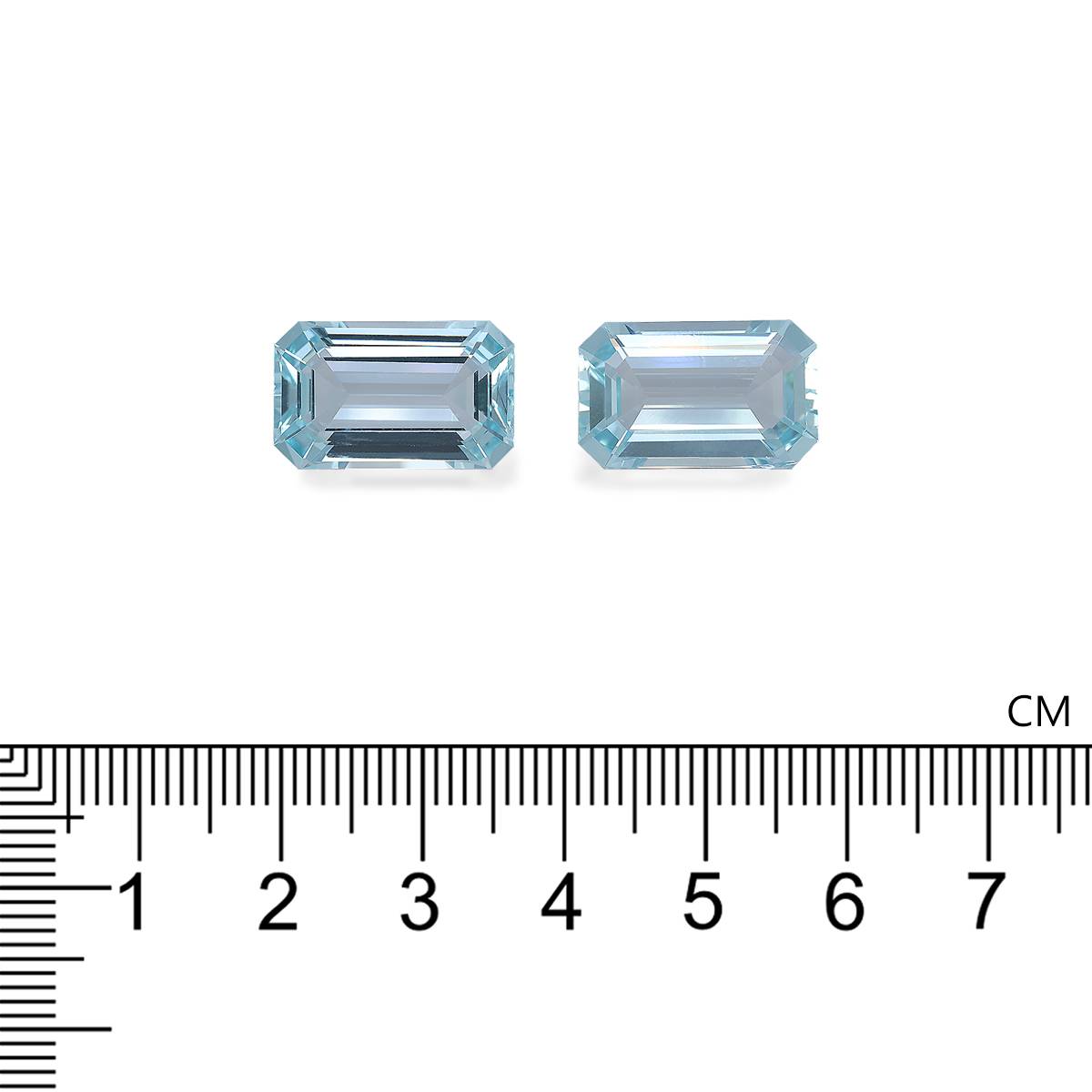 sky blue aquamarine, 20.04ct rectangular cut — view 4