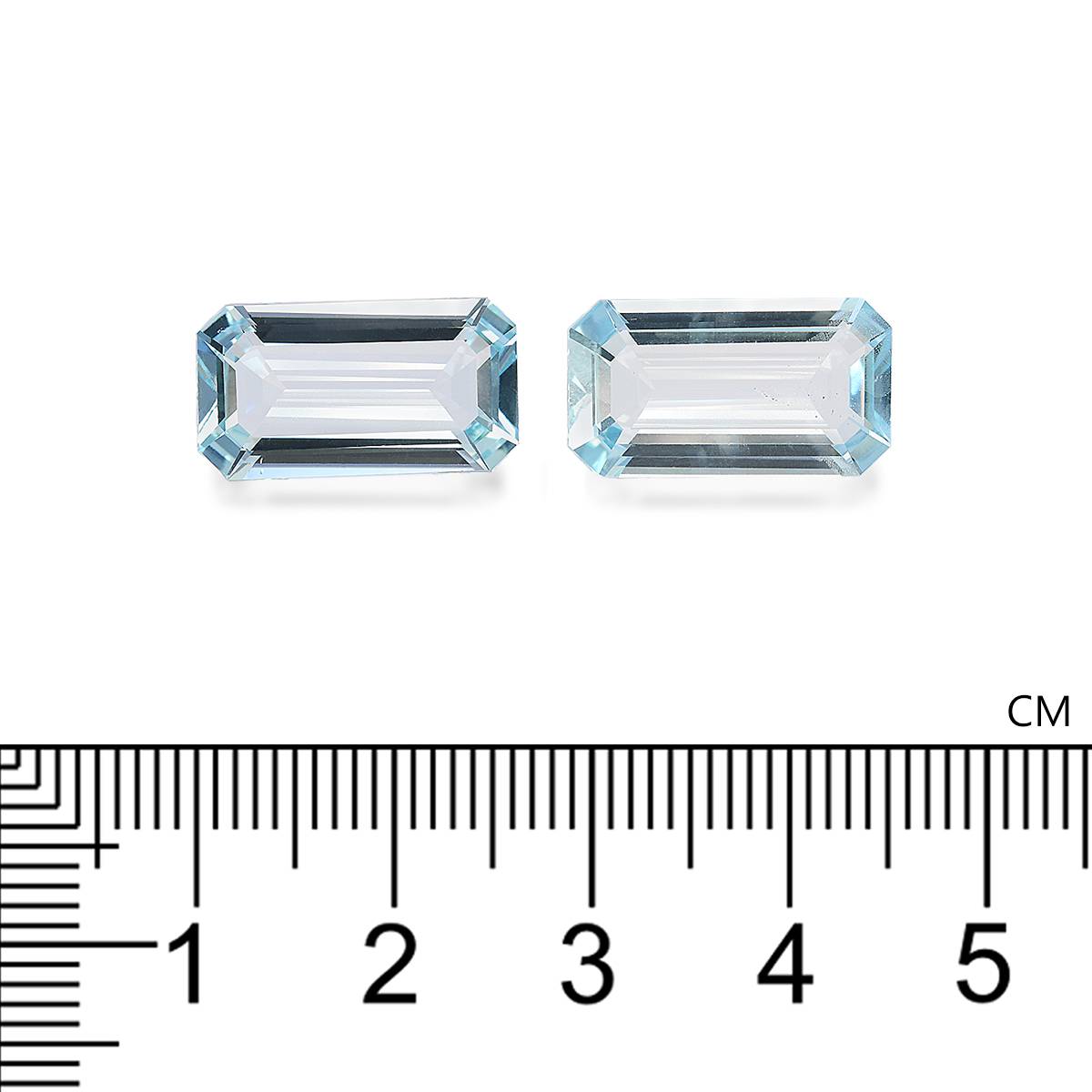 sky blue aquamarine, 9.19ct rectangular cut — view 4