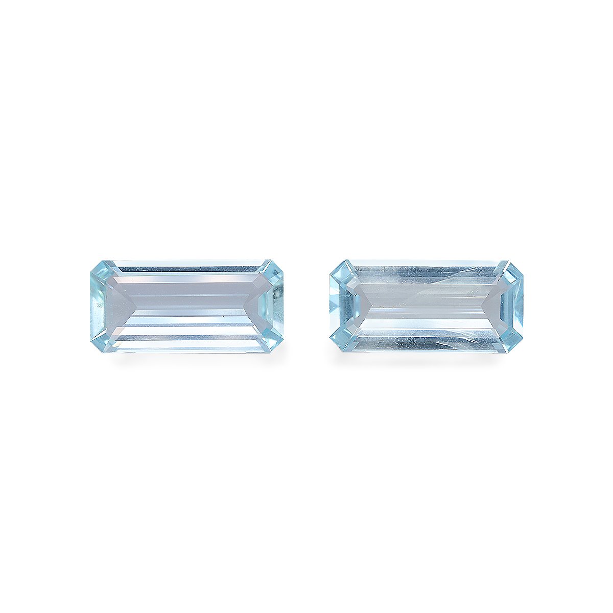 baby blue aquamarine, 14.57ct rectangular cut — main view