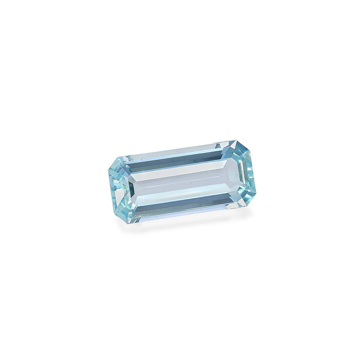 baby blue aquamarine, 5.18ct rectangular cut — view 3