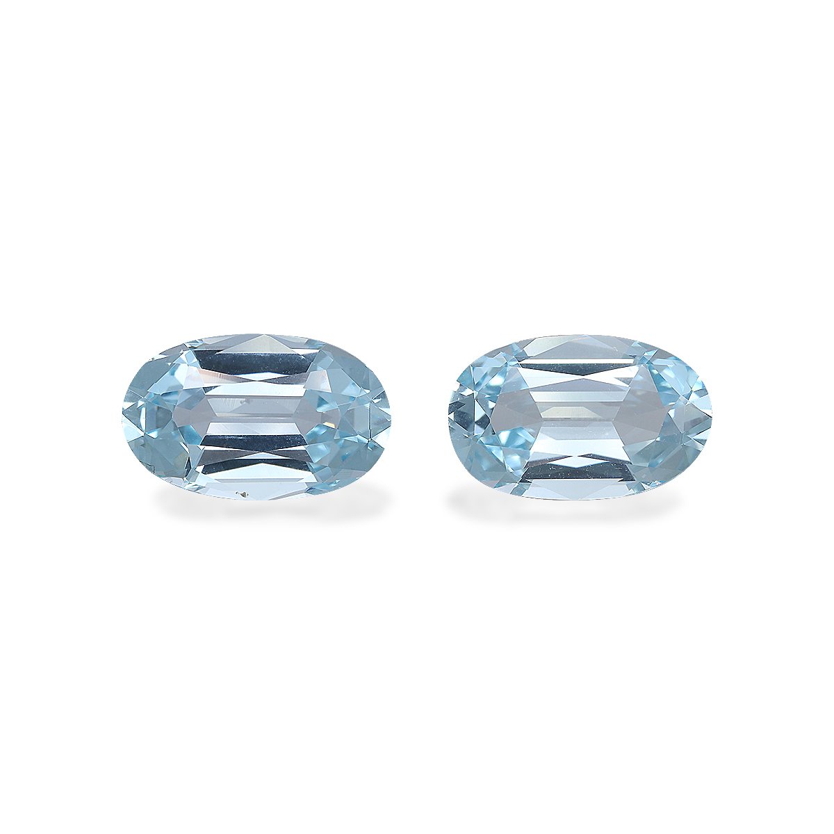 baby blue aquamarine, 6.97ct oval cut — main view