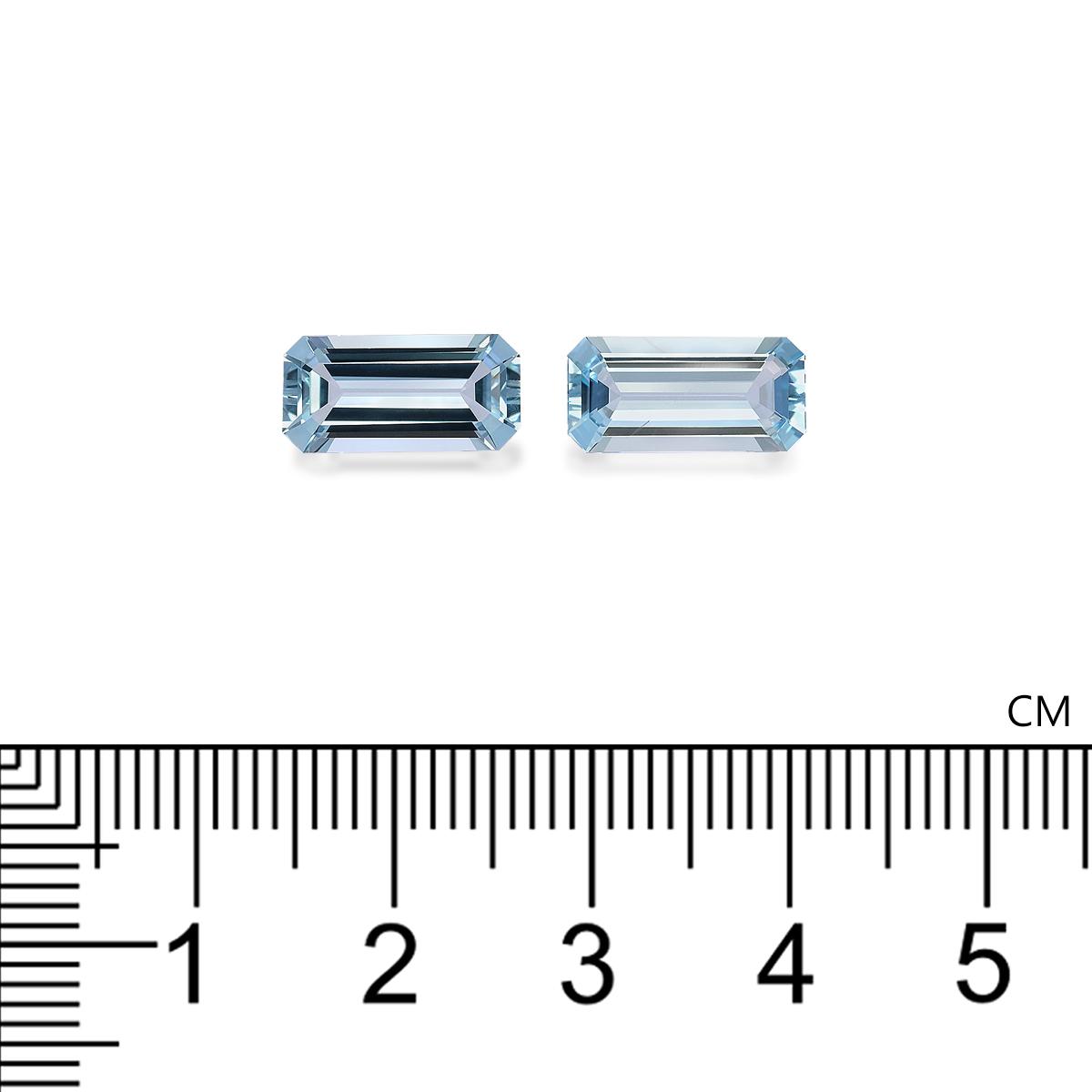 sky blue aquamarine, 3.99ct rectangular cut — view 4