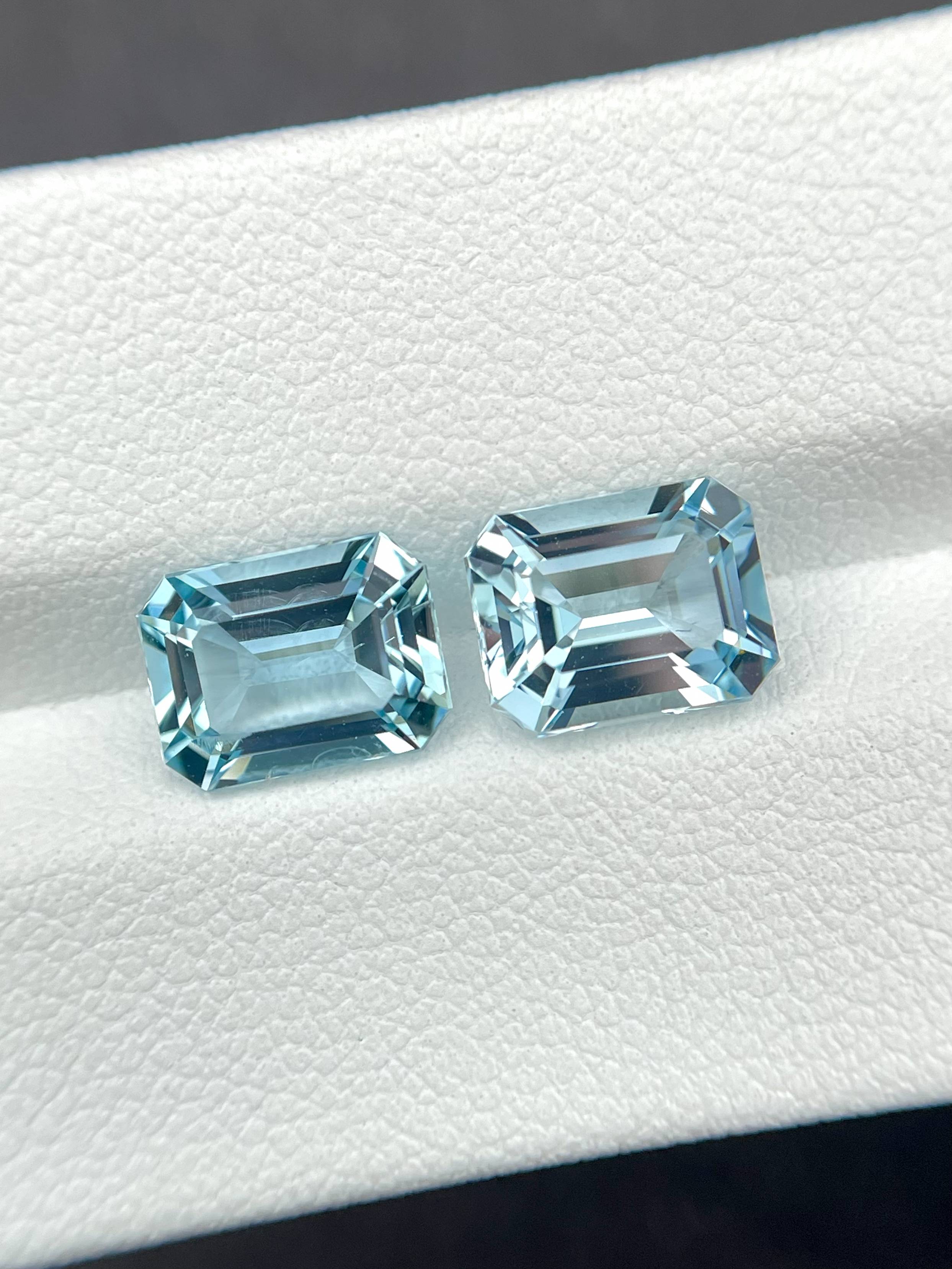 sky blue aquamarine, 4.08ct rectangular cut — view 5