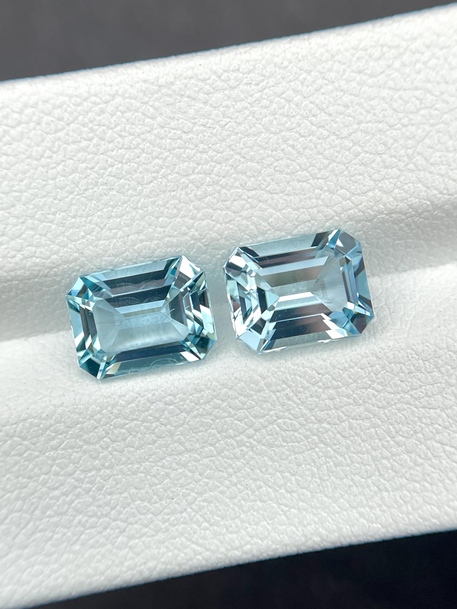 sky blue aquamarine, 4.08ct rectangular cut — view 5