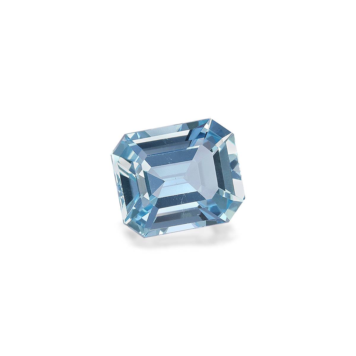 arctic blue aquamarine, 2.27ct rectangular cut — view 3