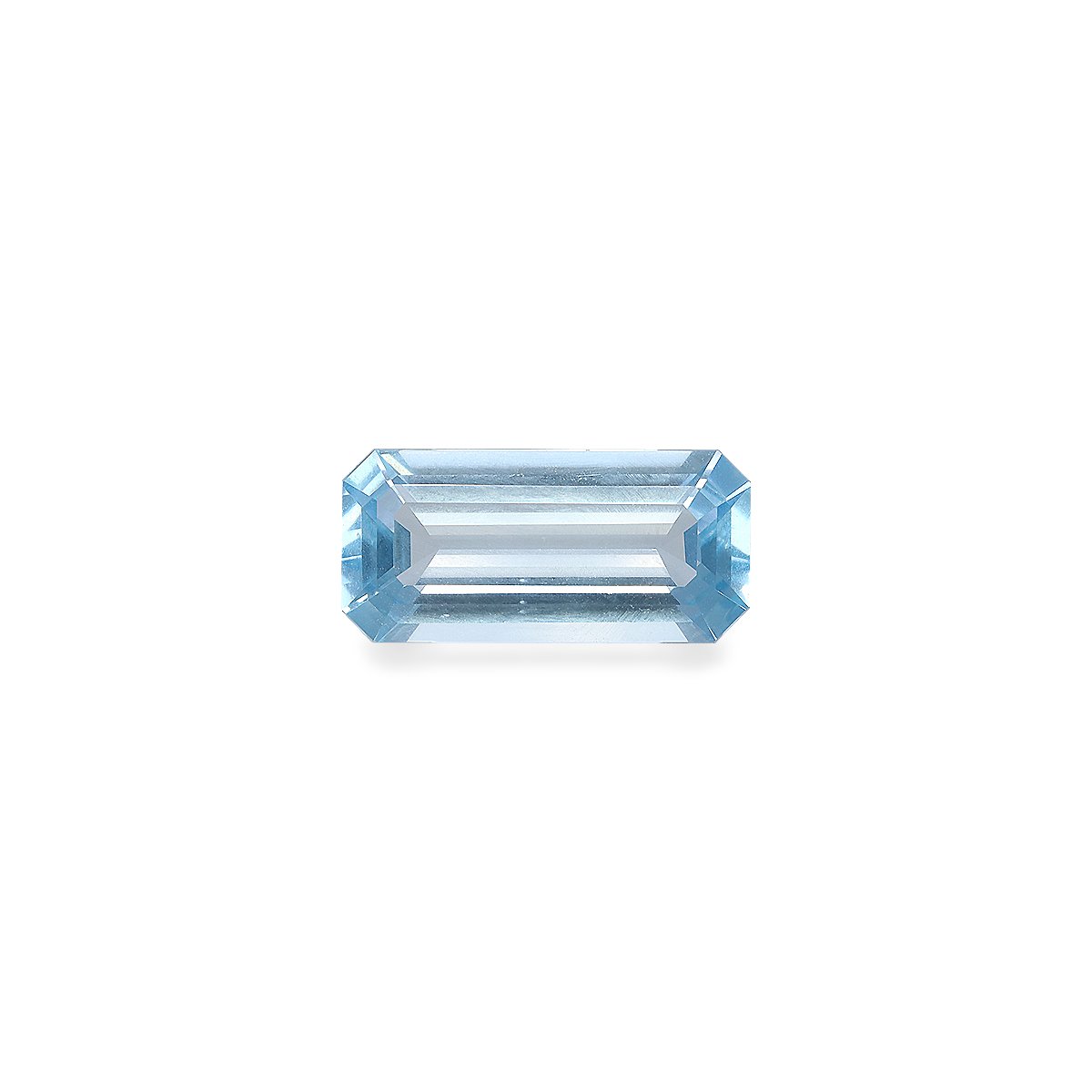 baby blue aquamarine, 4.48ct rectangular cut — main view