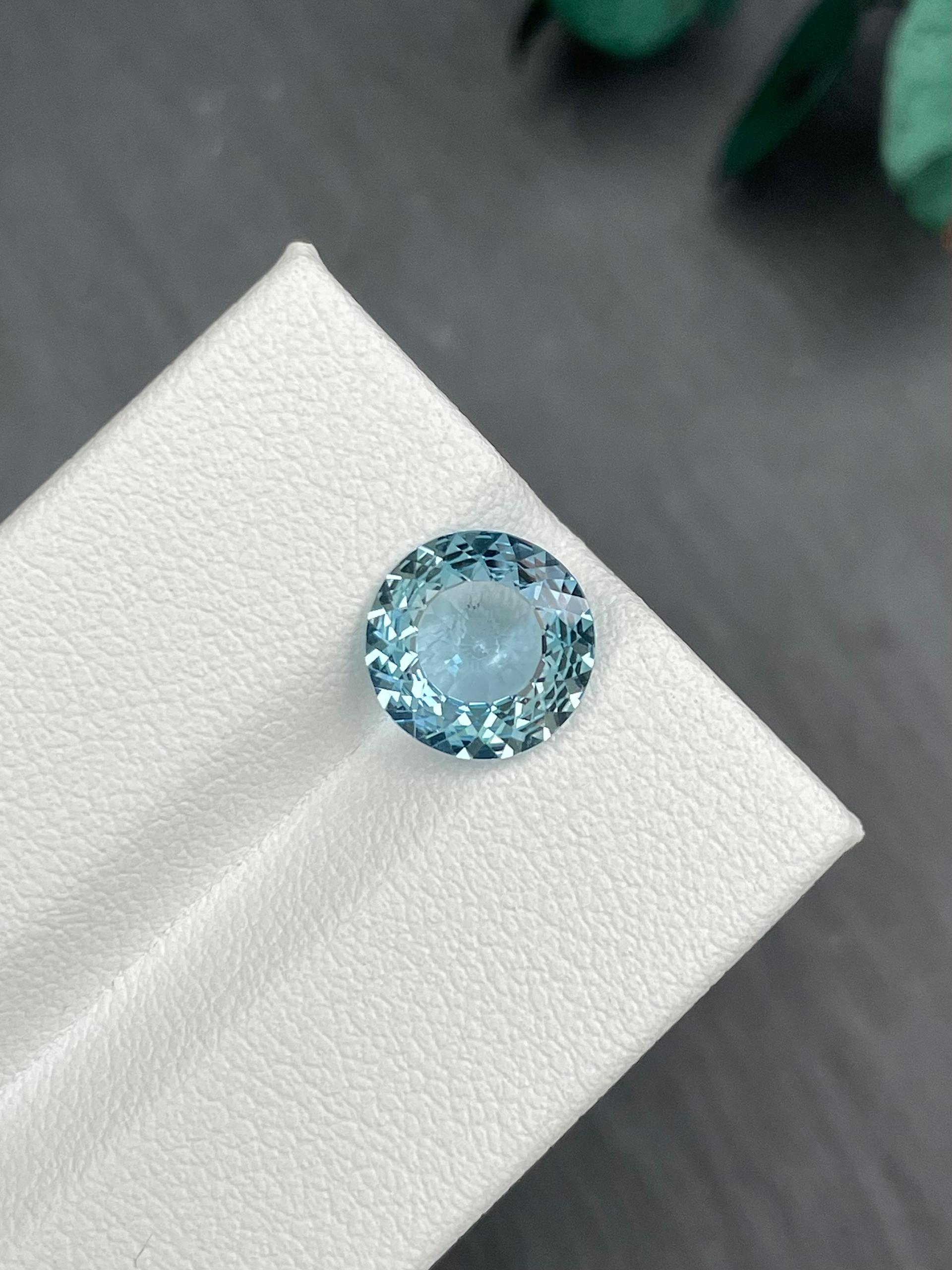 baby blue aquamarine, 1.86ct square cut — view 5
