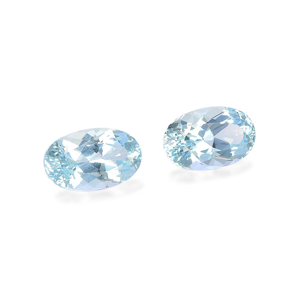 sky blue aquamarine, 5.2ct oval cut — view 3