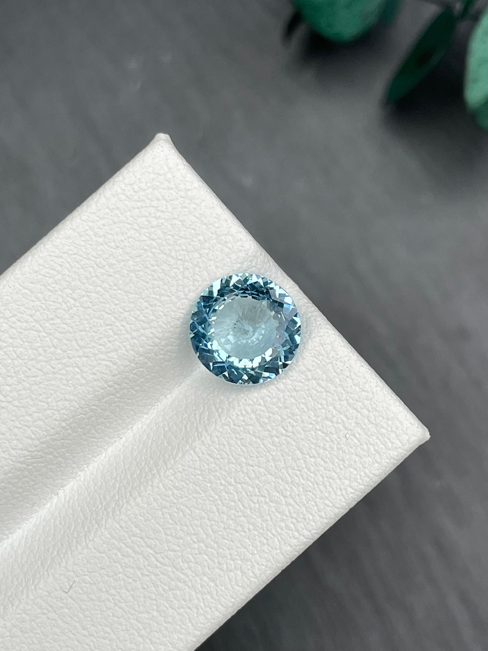 baby blue aquamarine, 1.83ct round cut — view 5