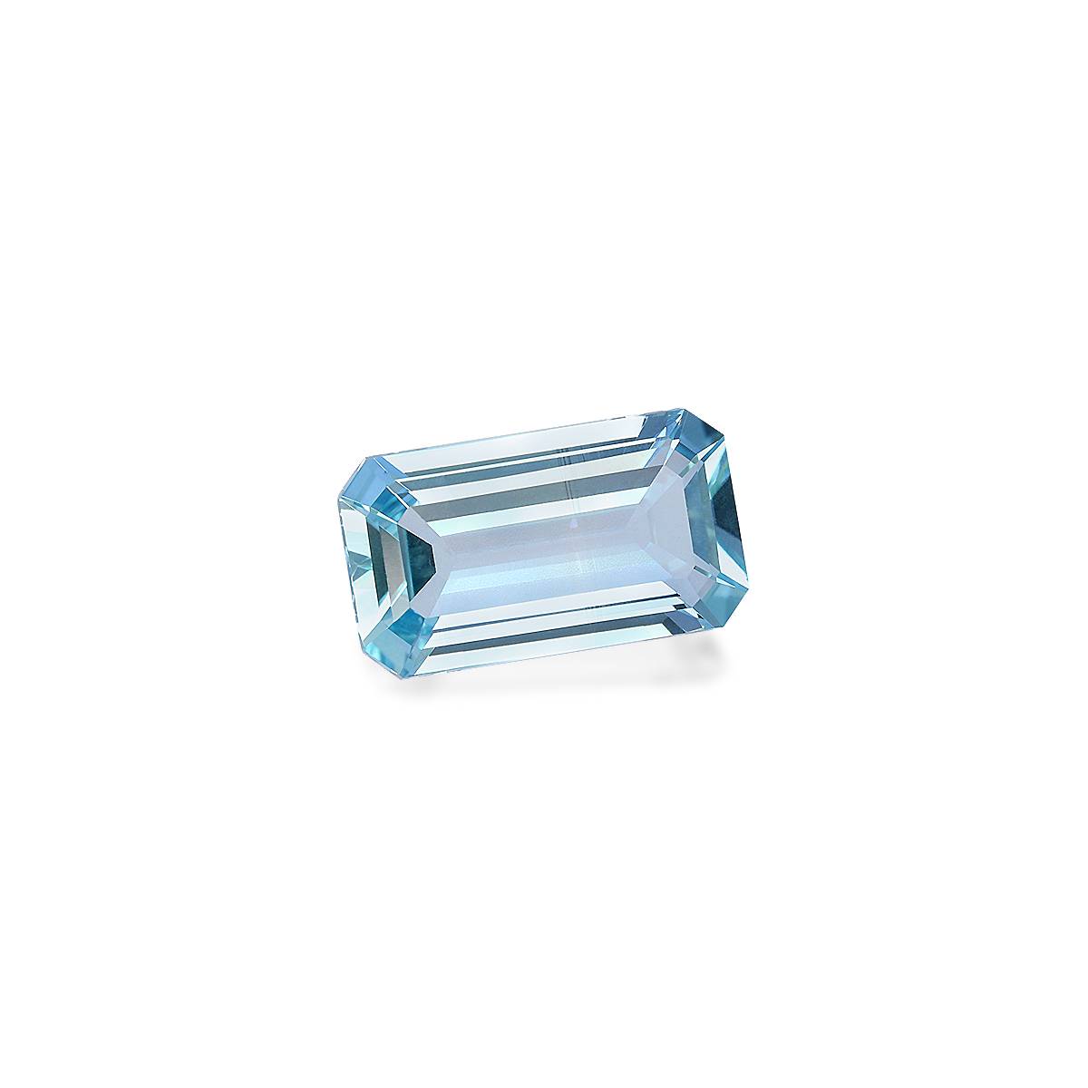 Santa Maria blue aquamarine, 3.74ct rectangular cut — view 3