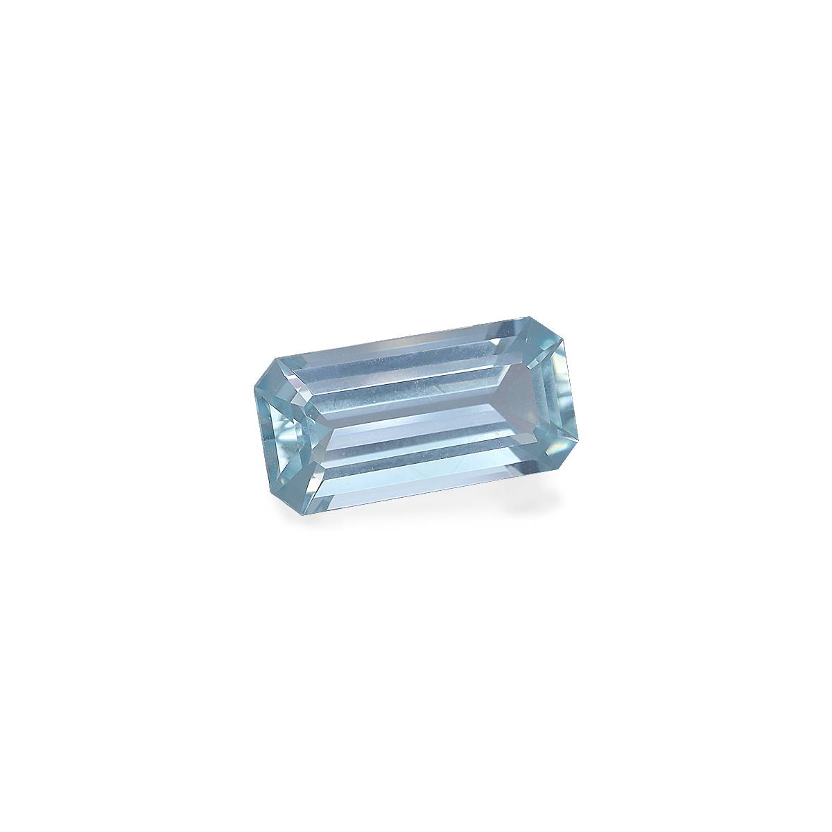sky blue aquamarine, 5.31ct rectangular cut — view 3