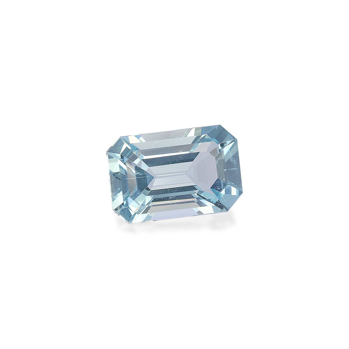 baby blue aquamarine, 2.65ct rectangular cut — view 3