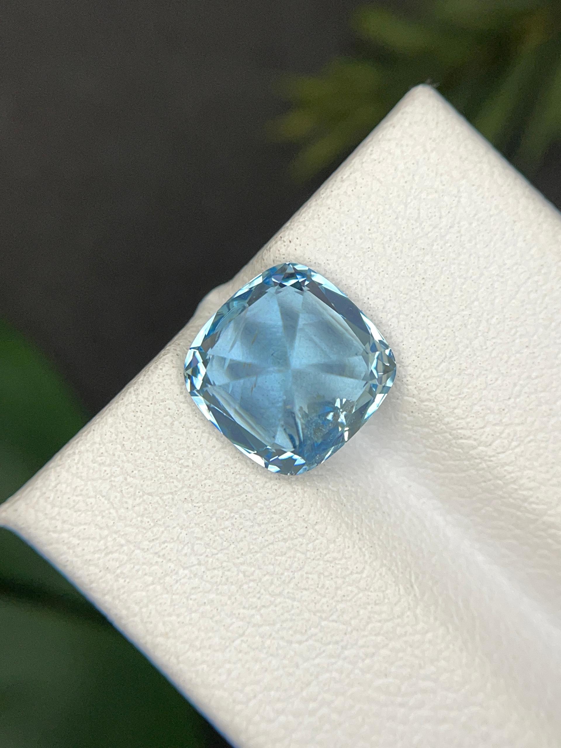 ice blue aquamarine, 4.22ct cushion cut — view 6