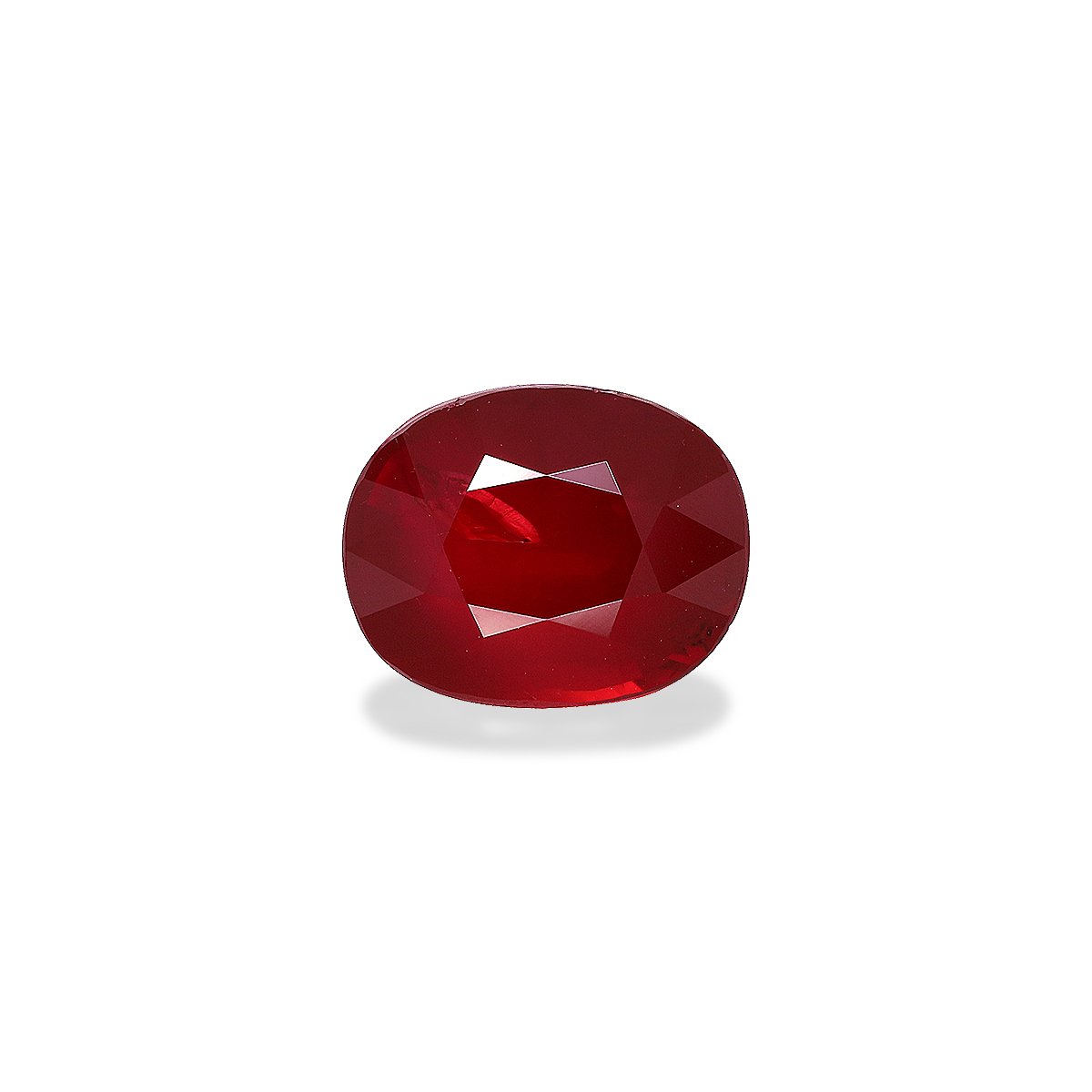 red mozambique ruby, 3.02ct oval cut — main view