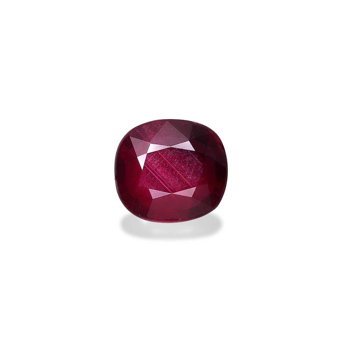 Pigeons Blood red mozambique ruby, 3.03ct cushion cut — main view