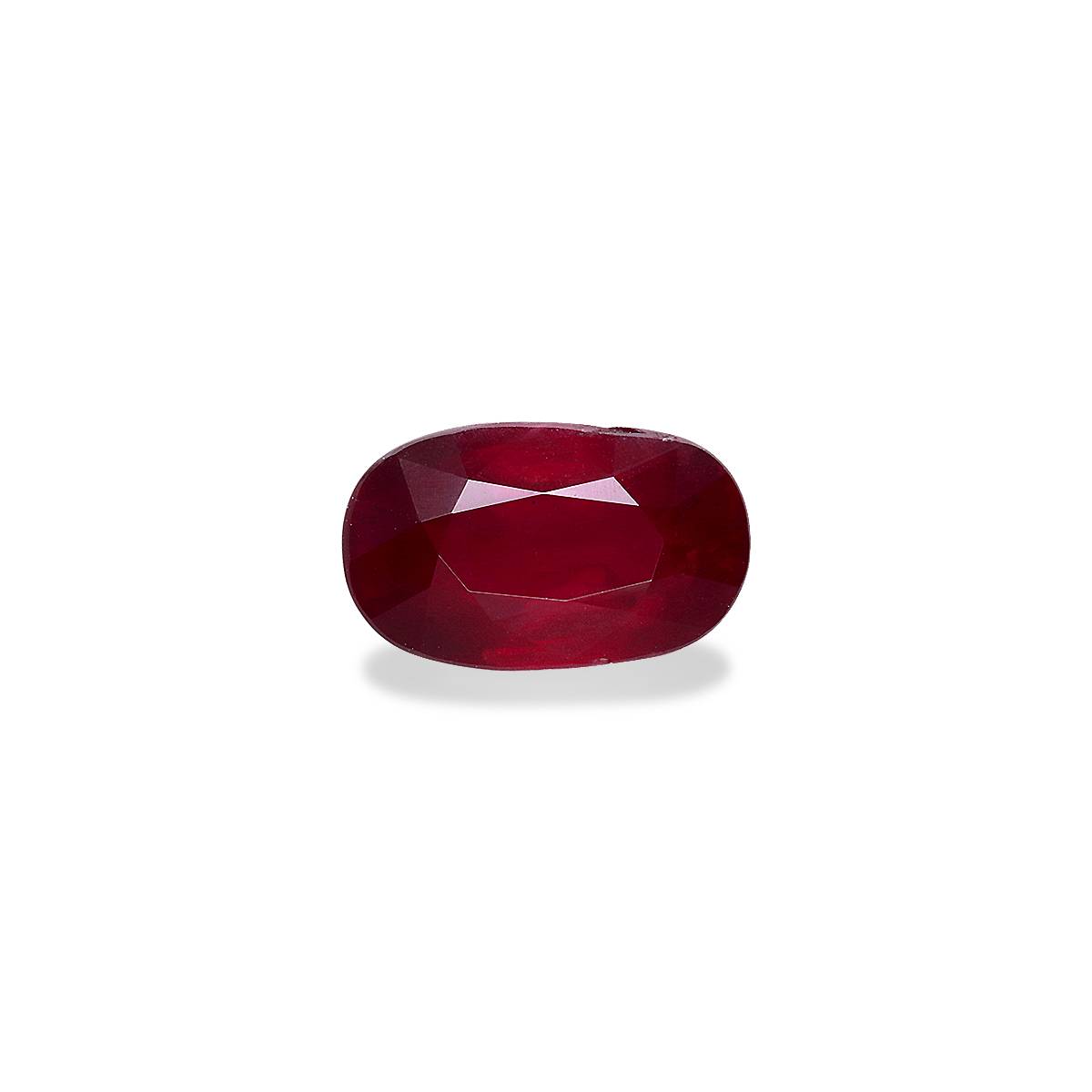 Pigeons Blood red mozambique ruby, 3.01ct oval cut — main view