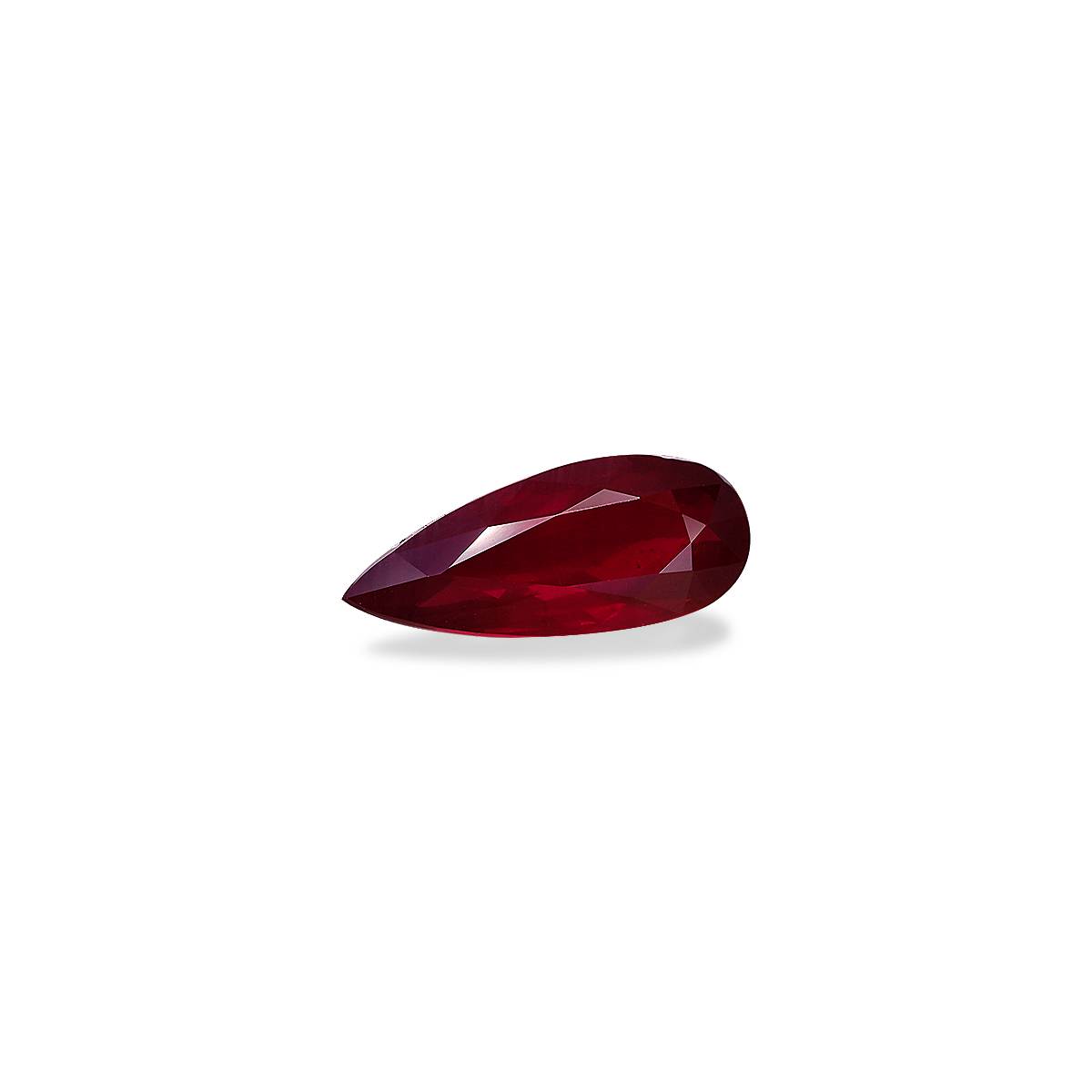 Pigeons Blood red mozambique ruby, 4.02ct pear cut — view 3