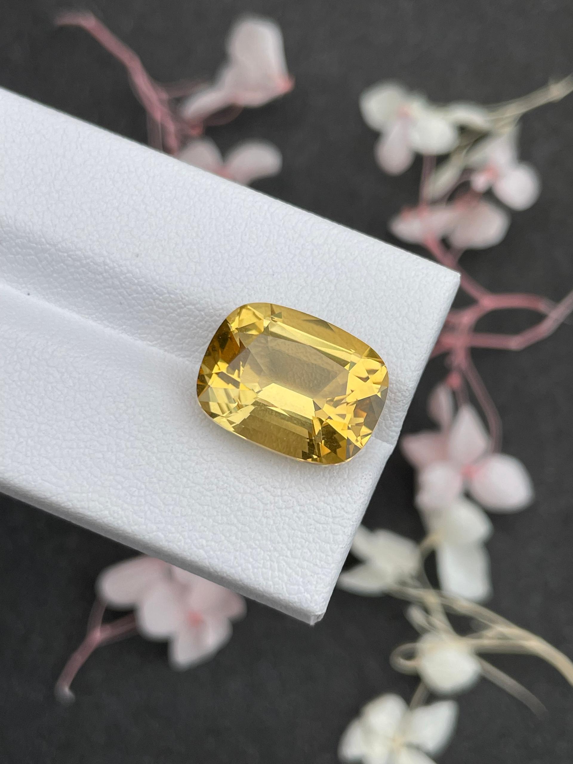 yellow citrine, 9.18ct cushion cut — view 5