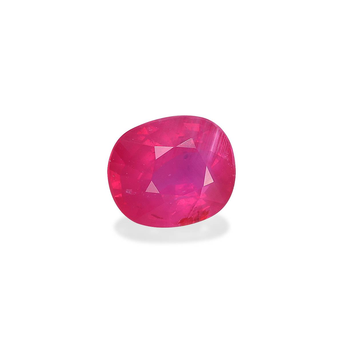 red mozambique ruby, 3.05ct cushion cut — view 3