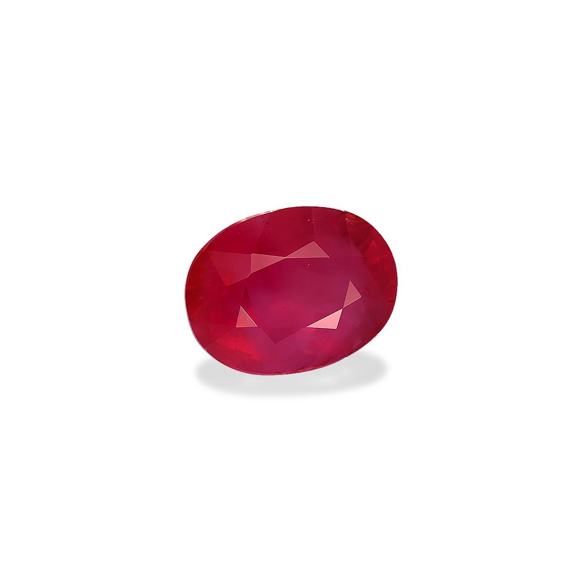 red mozambique ruby, 3.15ct oval cut — view 3