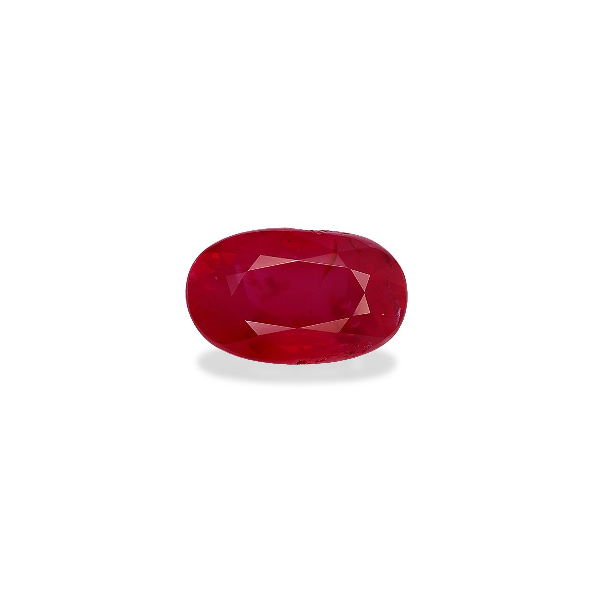 red mozambique ruby, 3.03ct oval cut — main view