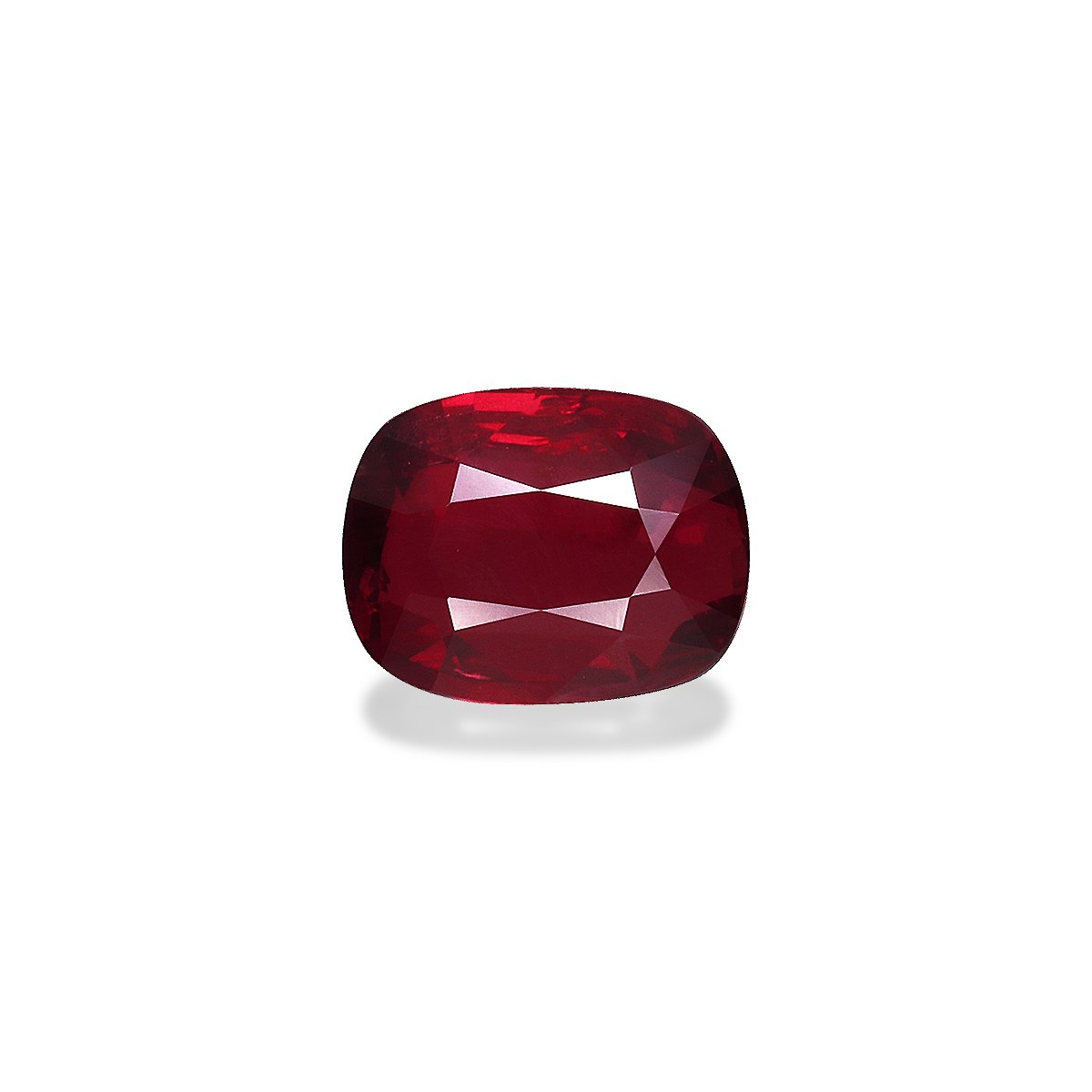 Pigeons Blood red mozambique ruby, 3.04ct cushion cut — main view