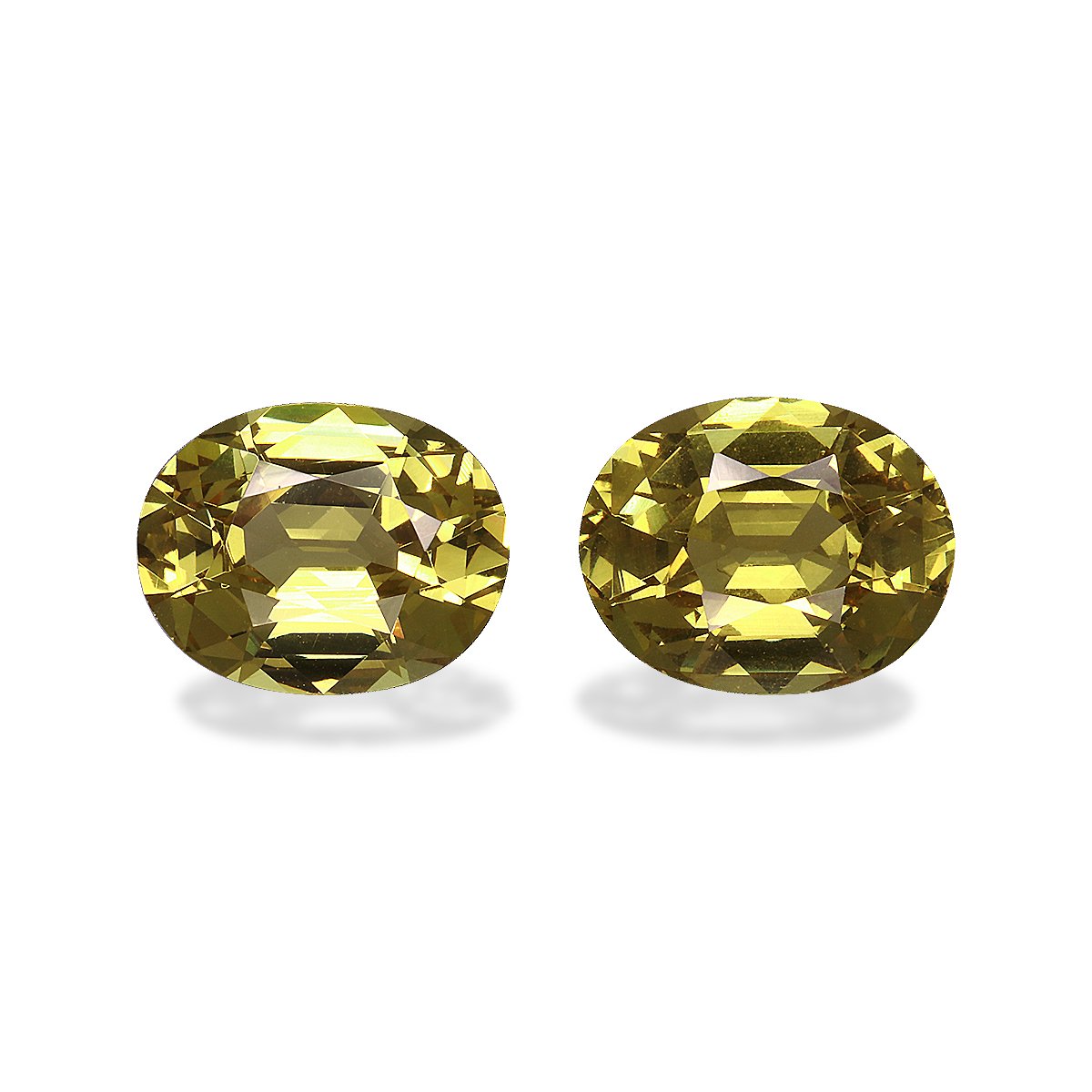 lime green grossular garnet, 4.96ct oval cut — main view