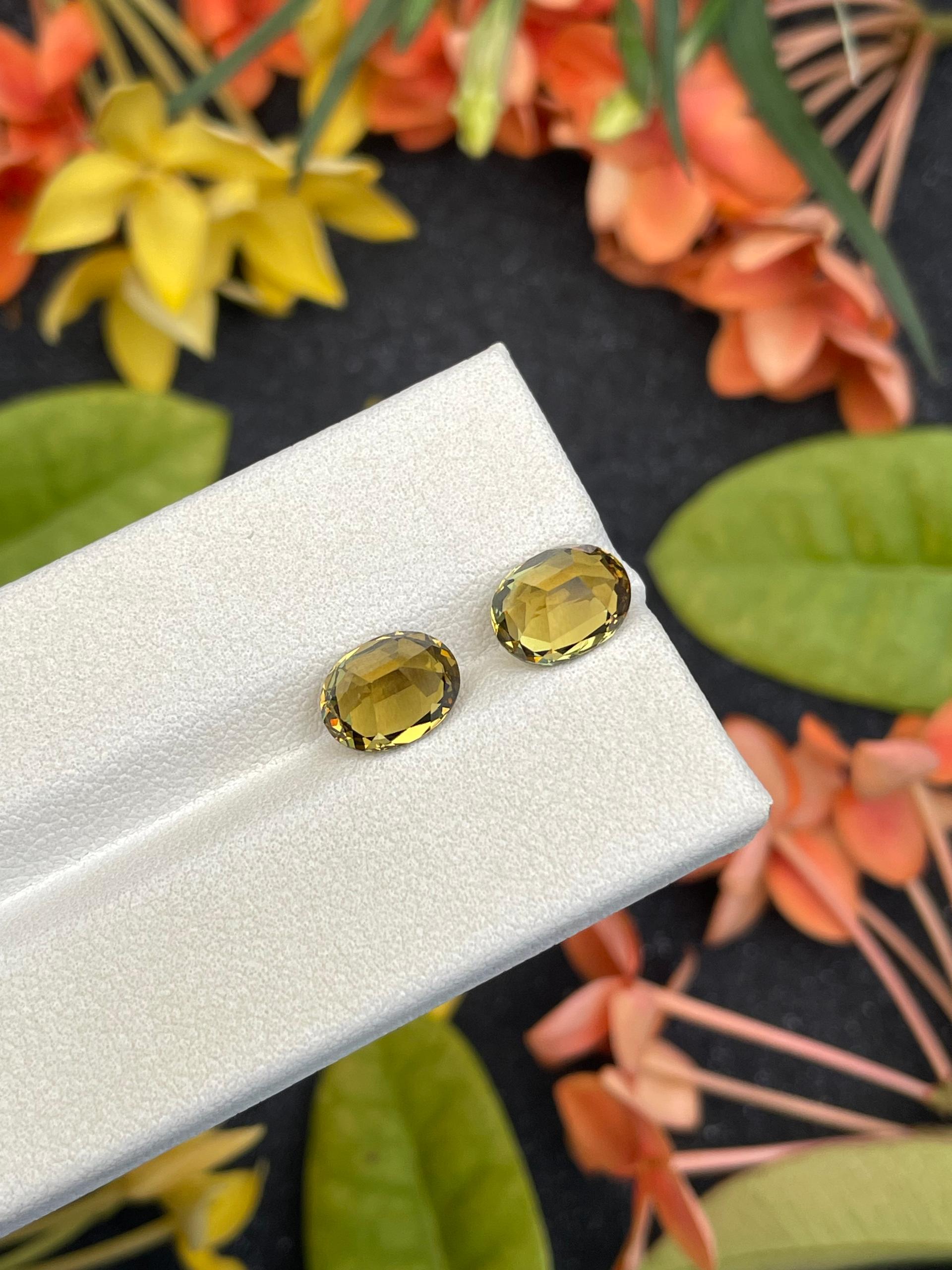 golden yellow grossular garnet, 4.11ct oval cut — view 7