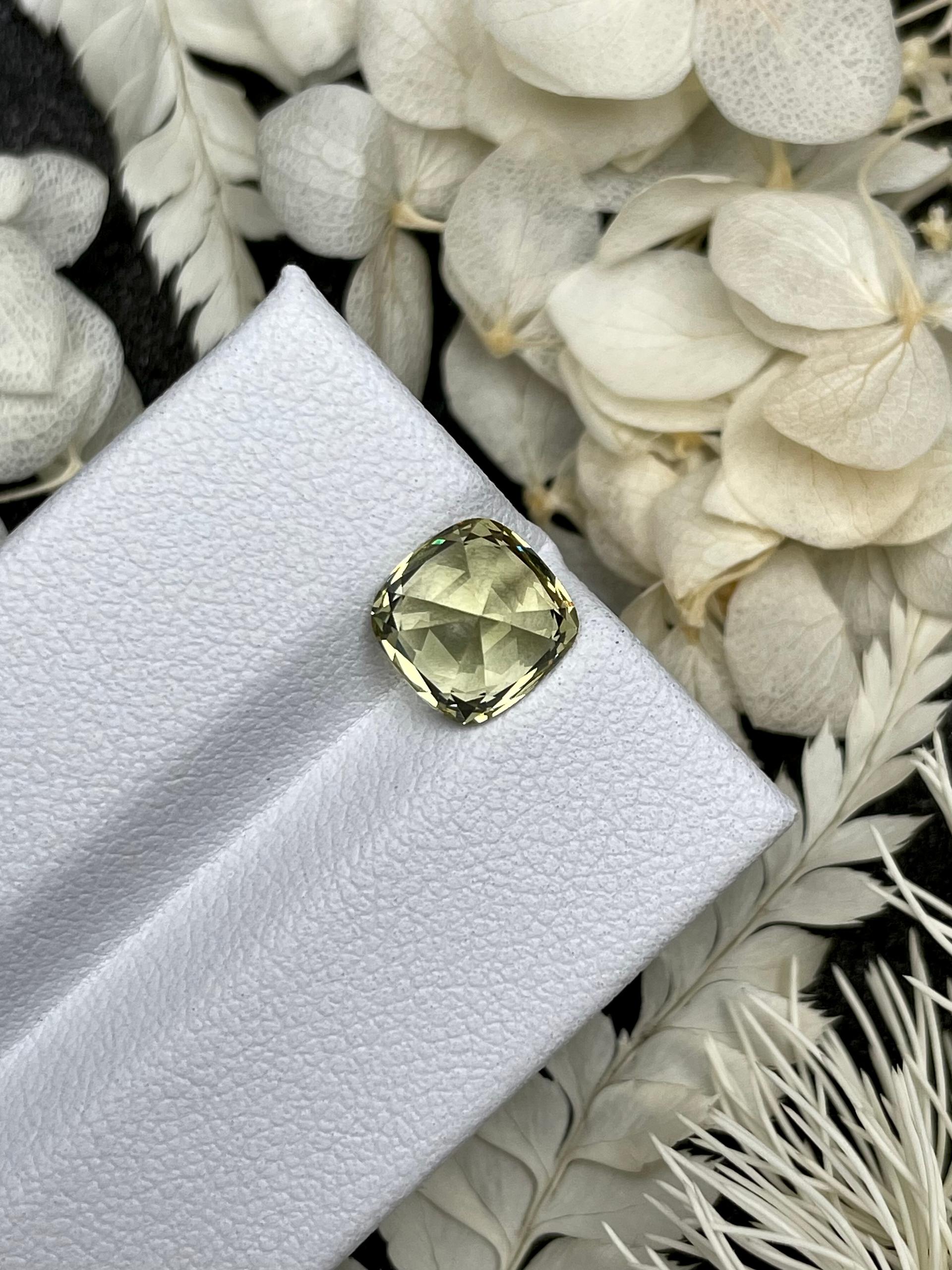 lemon yellow grossular garnet, 2.73ct cushion cut — view 6