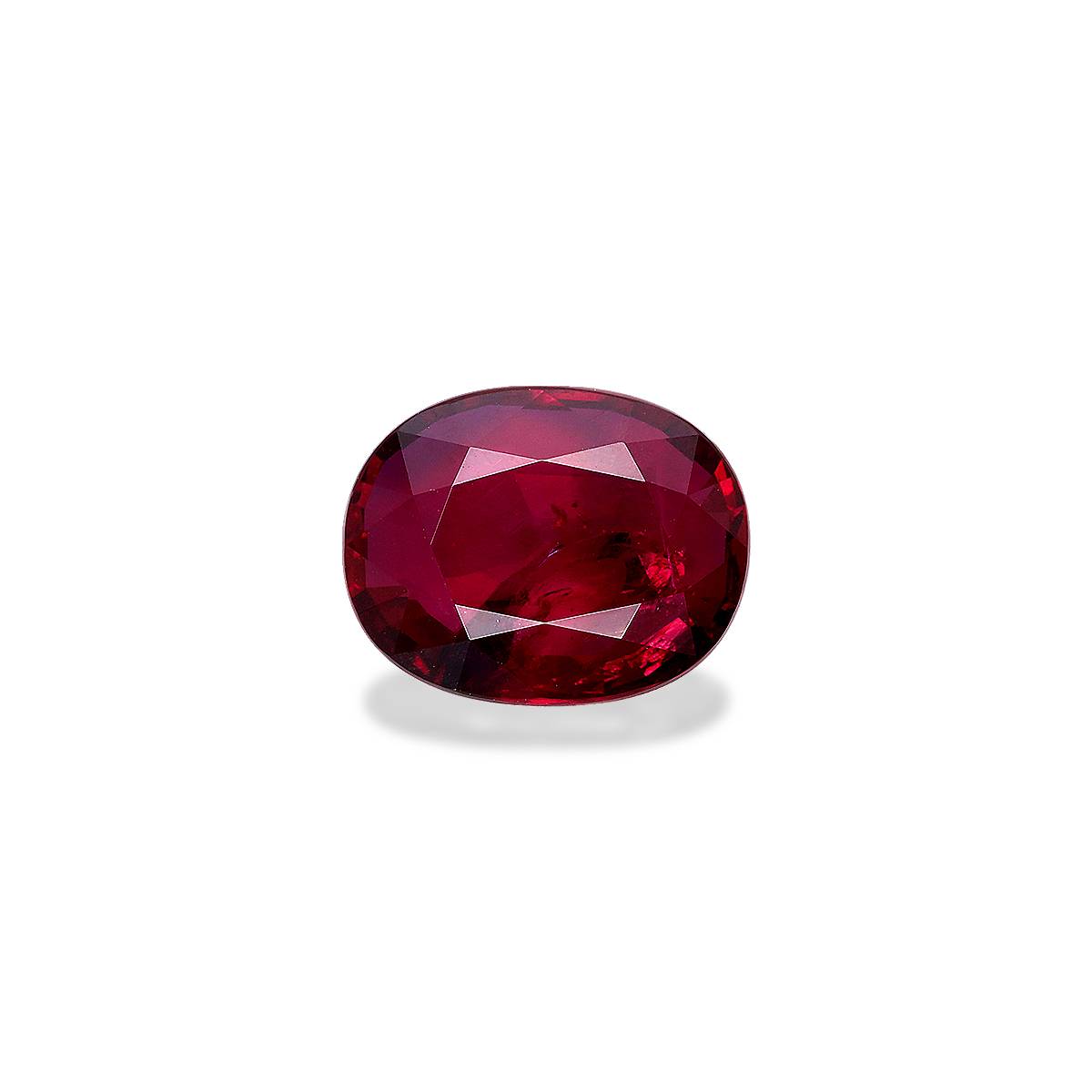red mozambique ruby, 4.04ct oval cut — main view