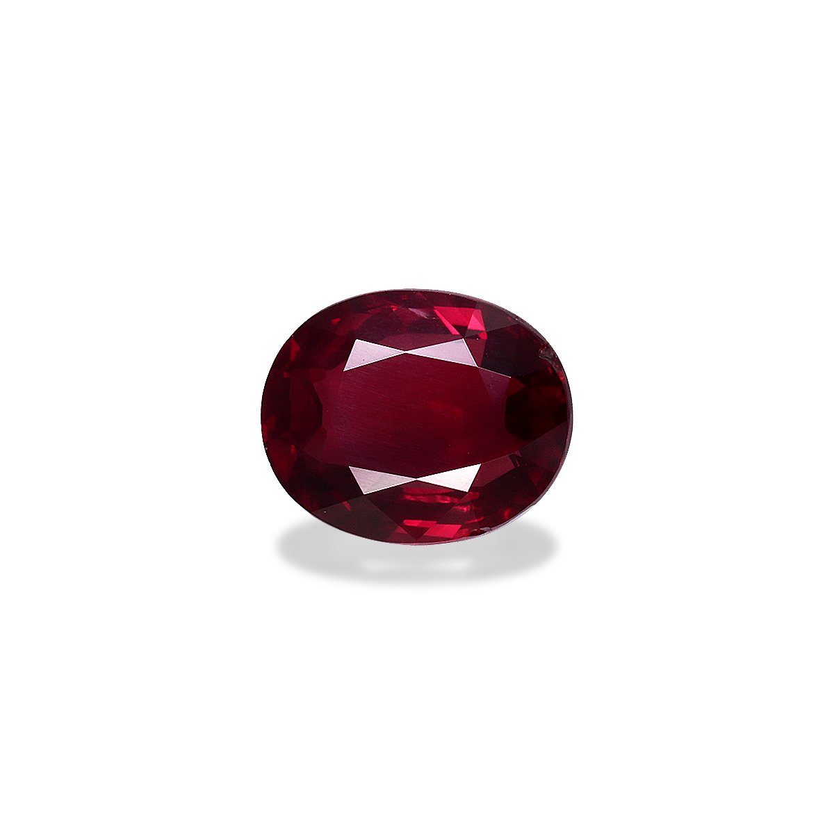 red mozambique ruby, 3.02ct oval cut — main view