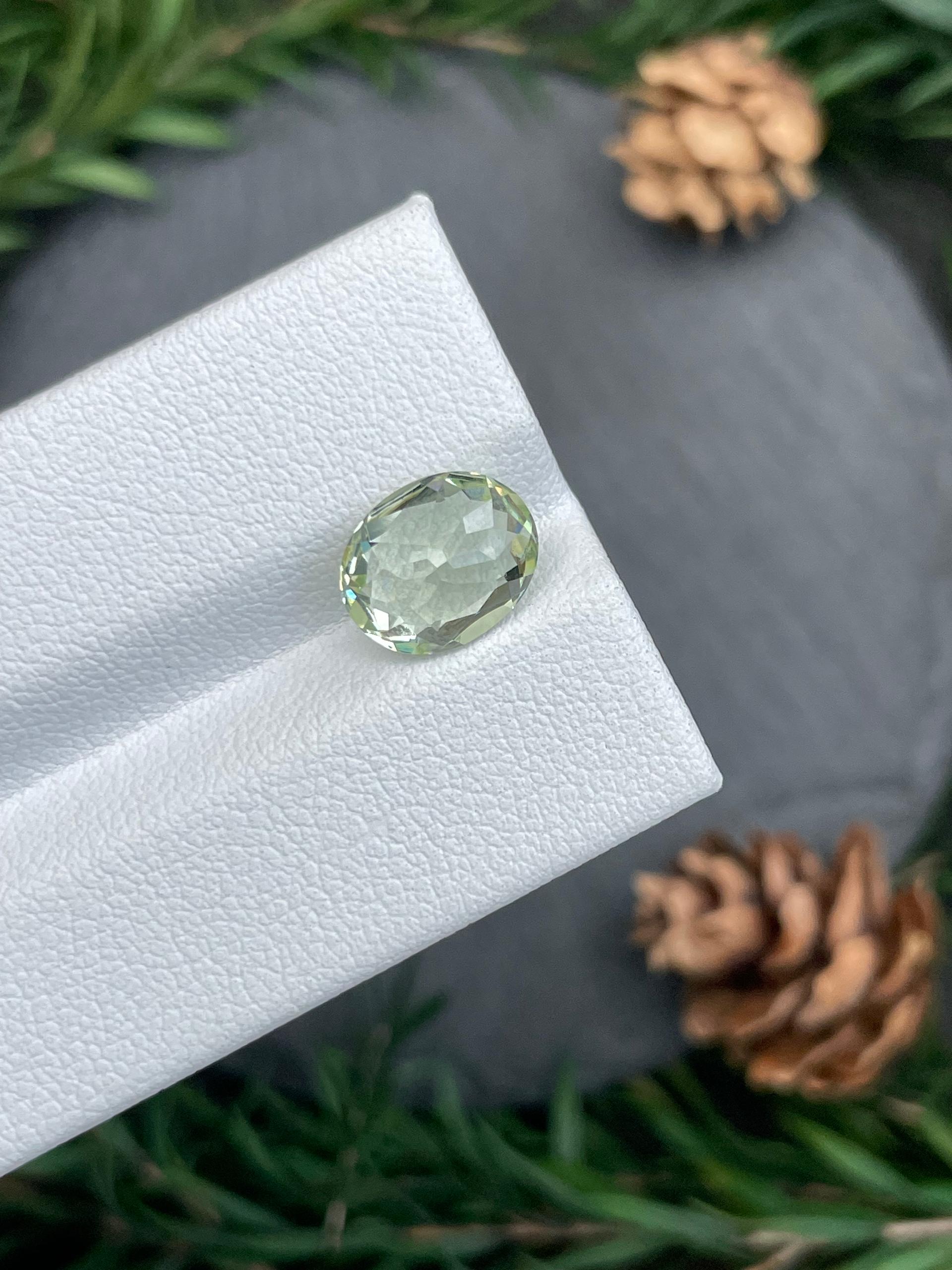 daffodil yellow grossular garnet, 3.03ct oval cut — view 7