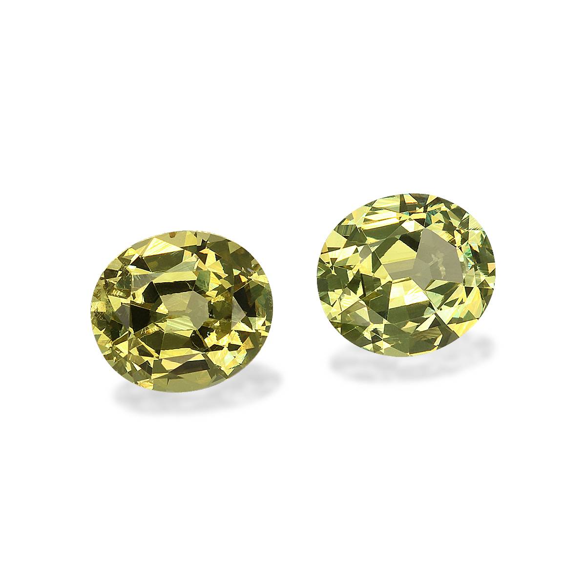 lemon yellow grossular garnet, 3.02ct oval cut — view 3