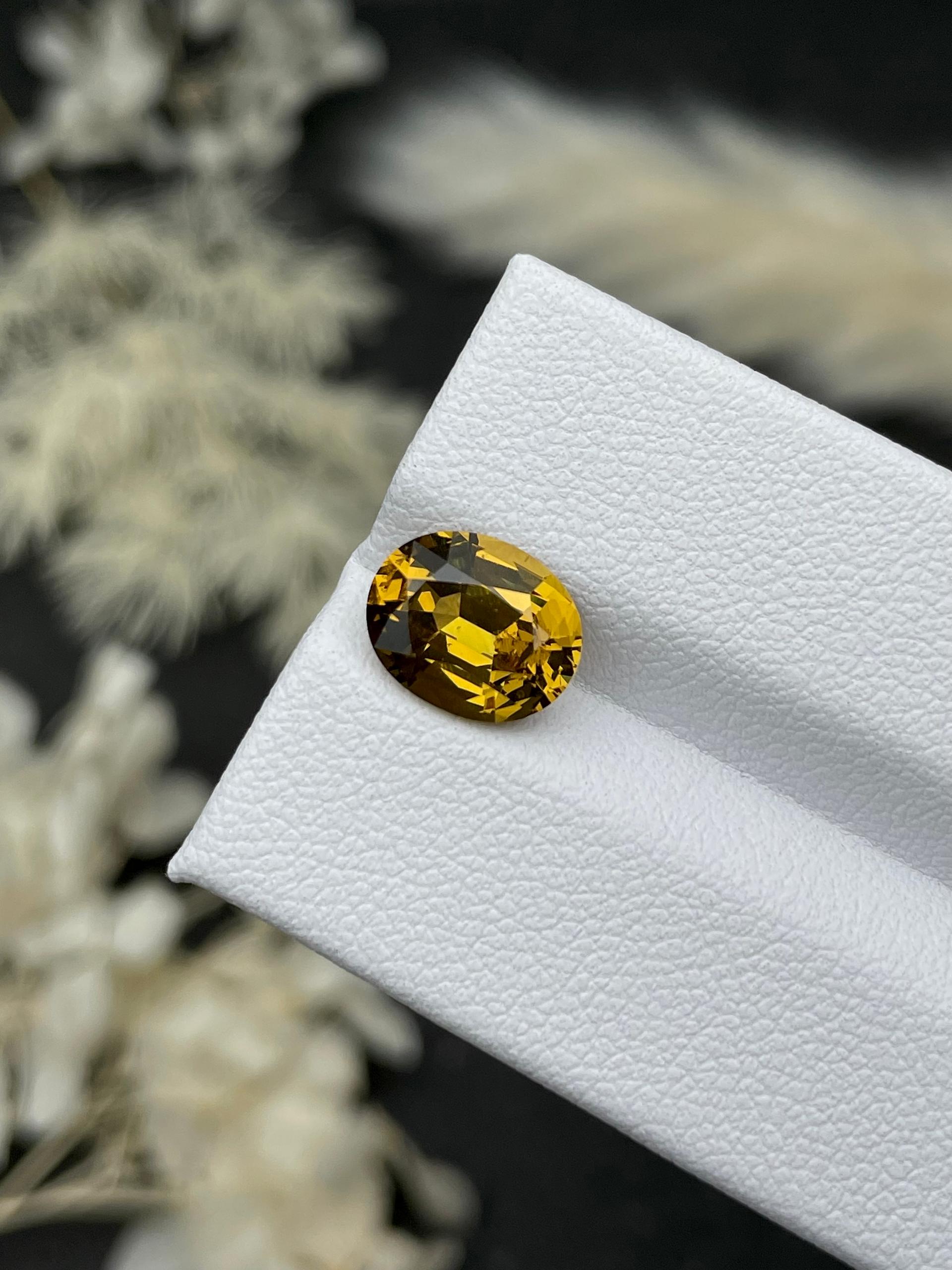 honey yellow grossular garnet, 3.41ct oval cut — view 5