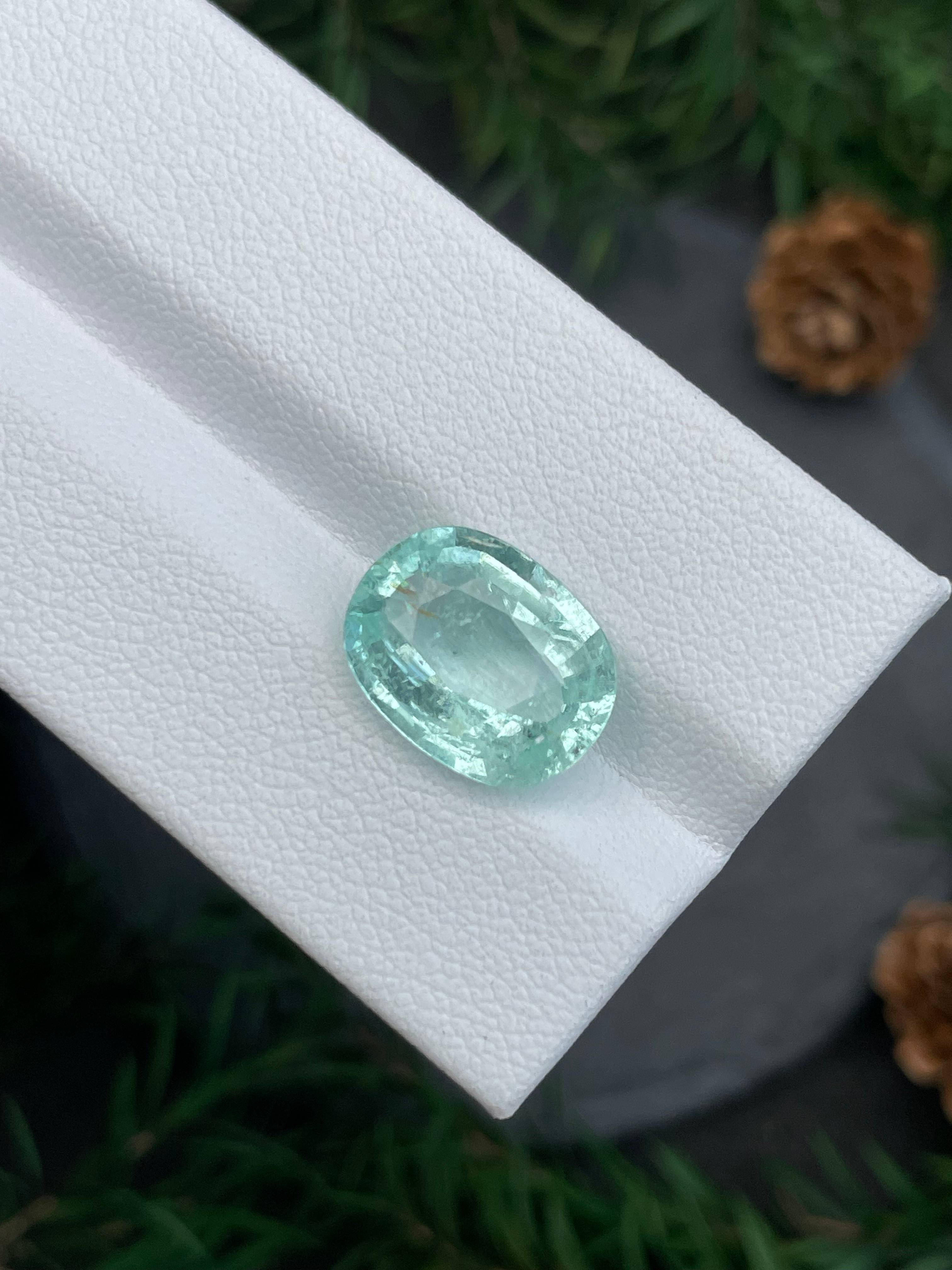 Neon green paraiba tourmaline, 5.01ct oval cut — view 6
